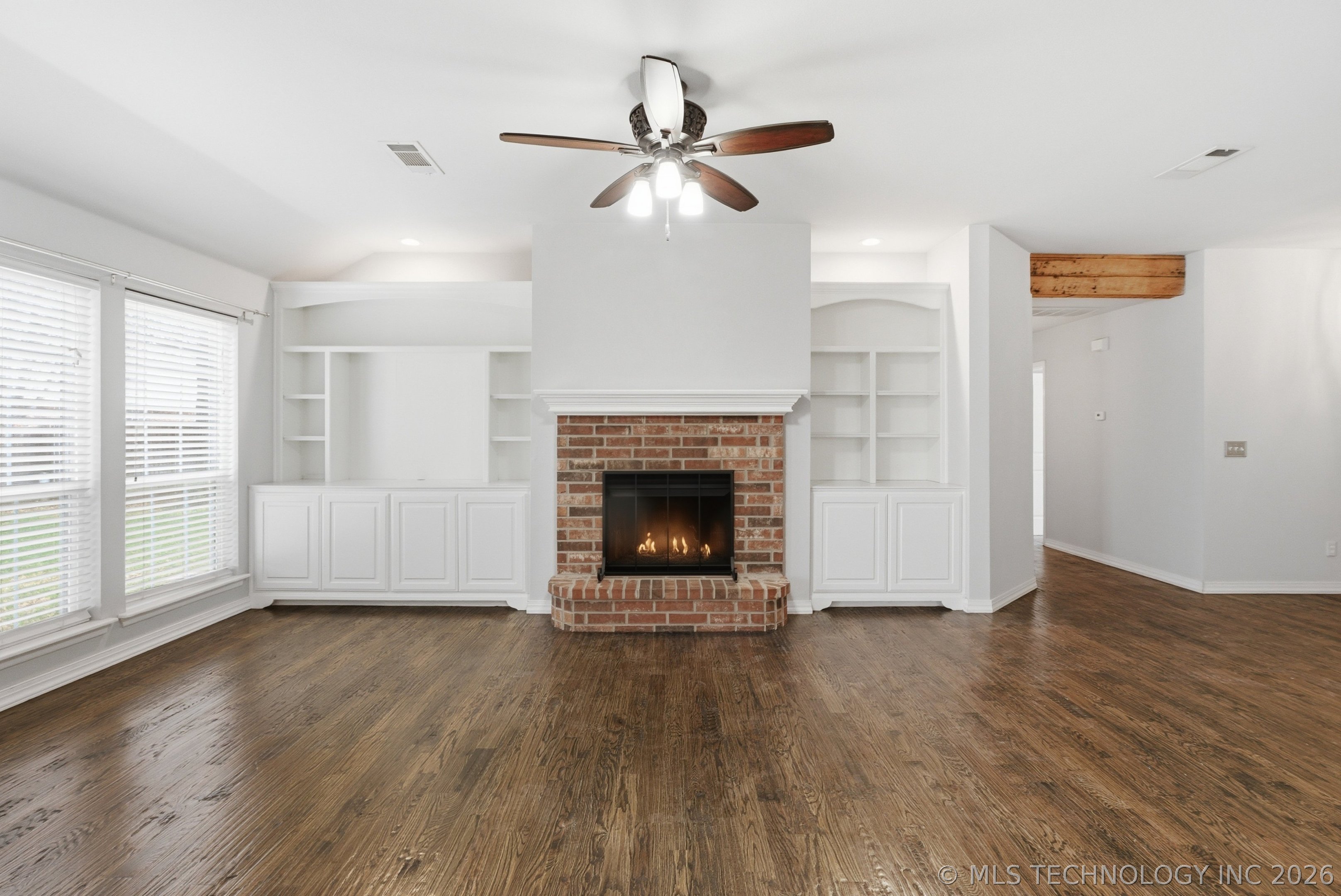 10305 N 115th East Avenue Property Photo 12