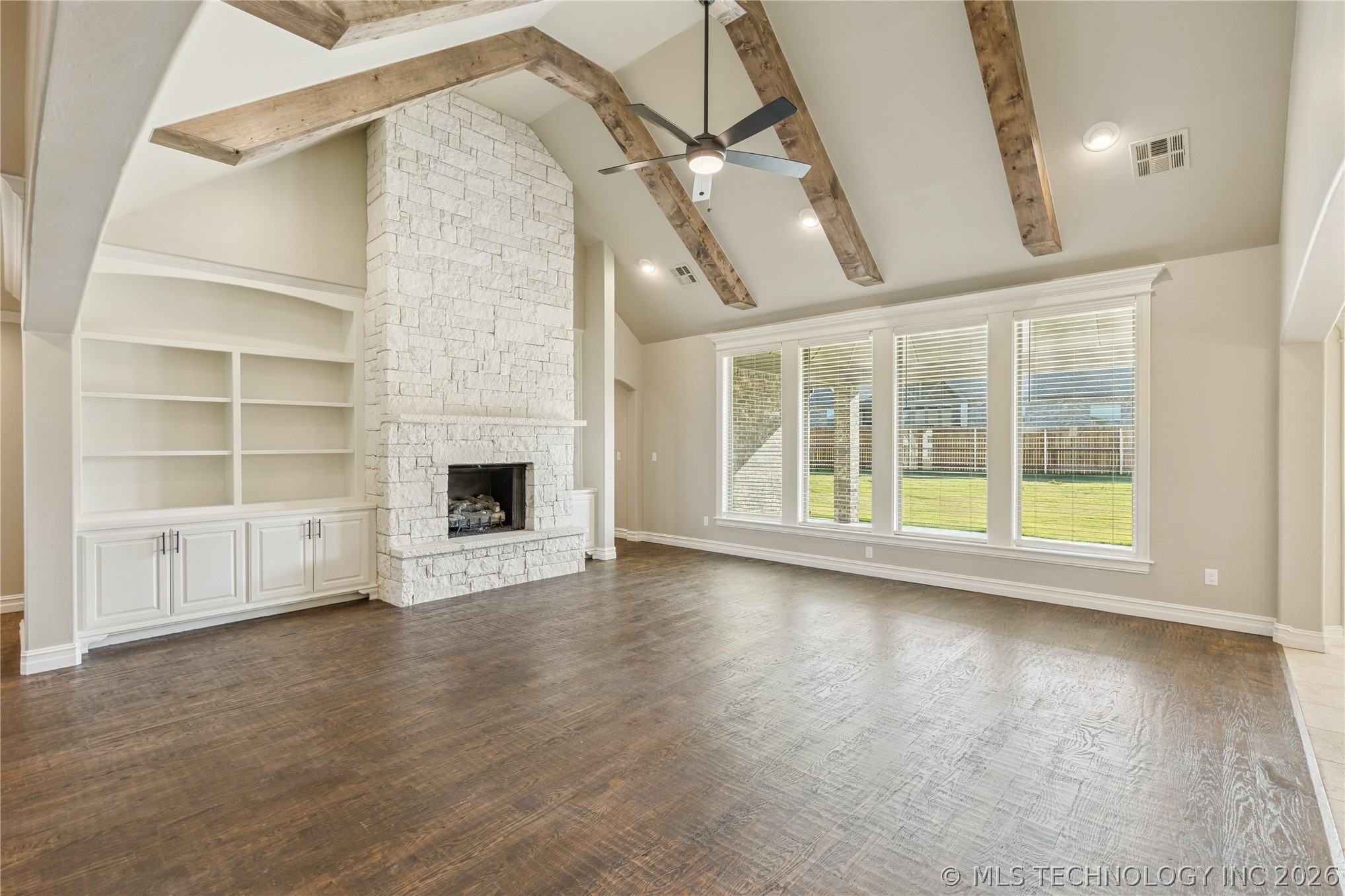 114 W 165th Street S Property Photo 6