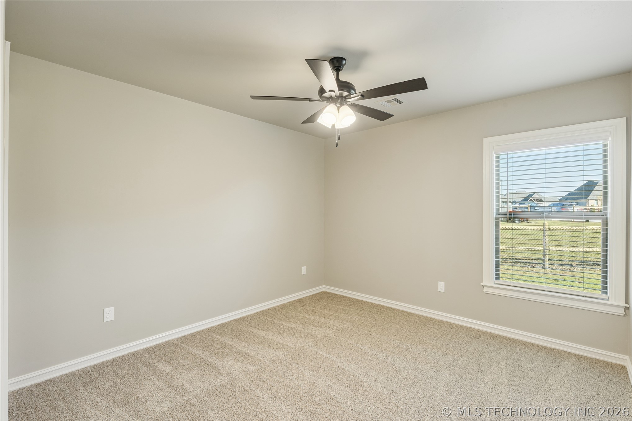 114 W 165th Street S Property Photo 28