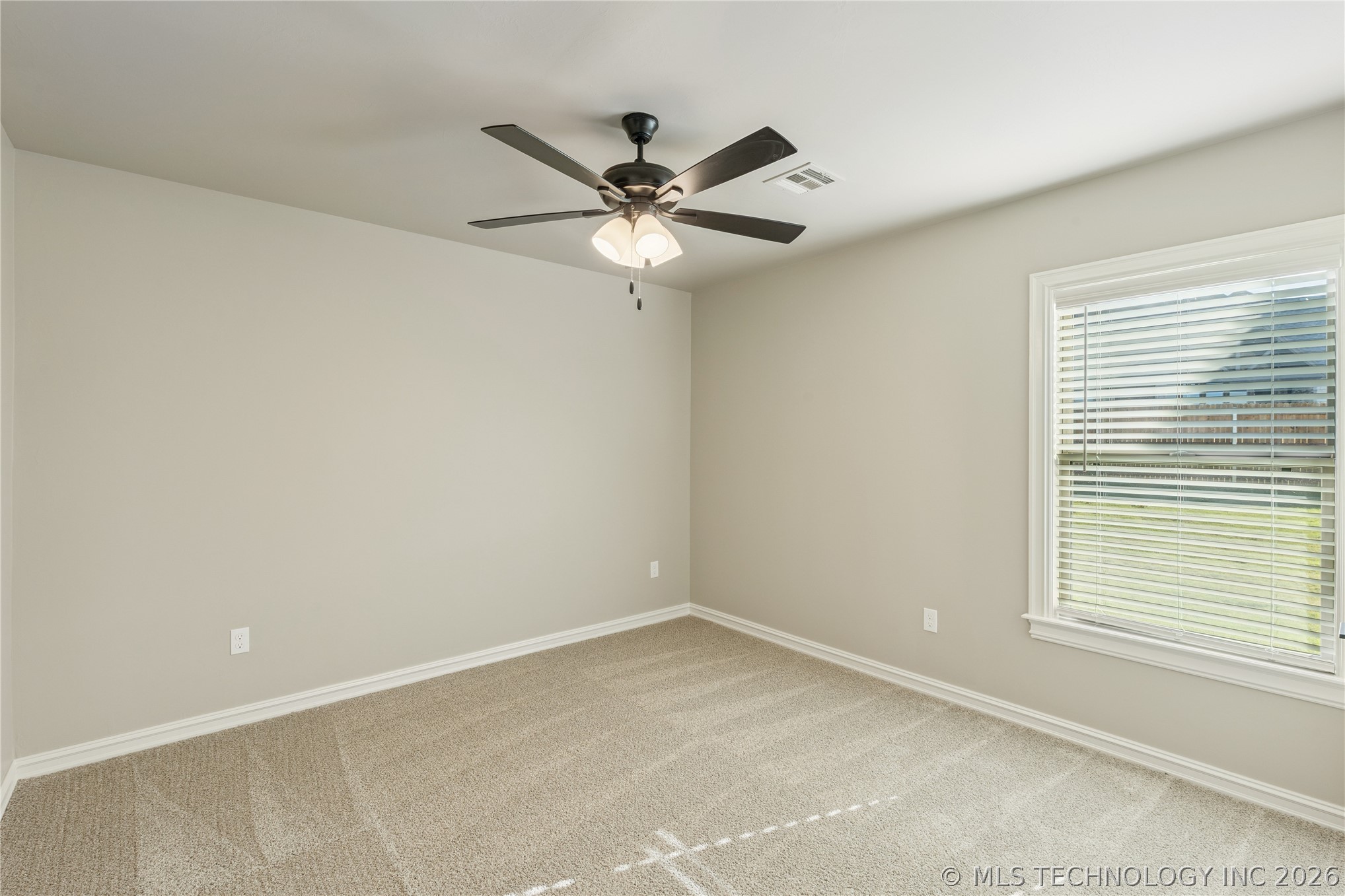 114 W 165th Street S Property Photo 30