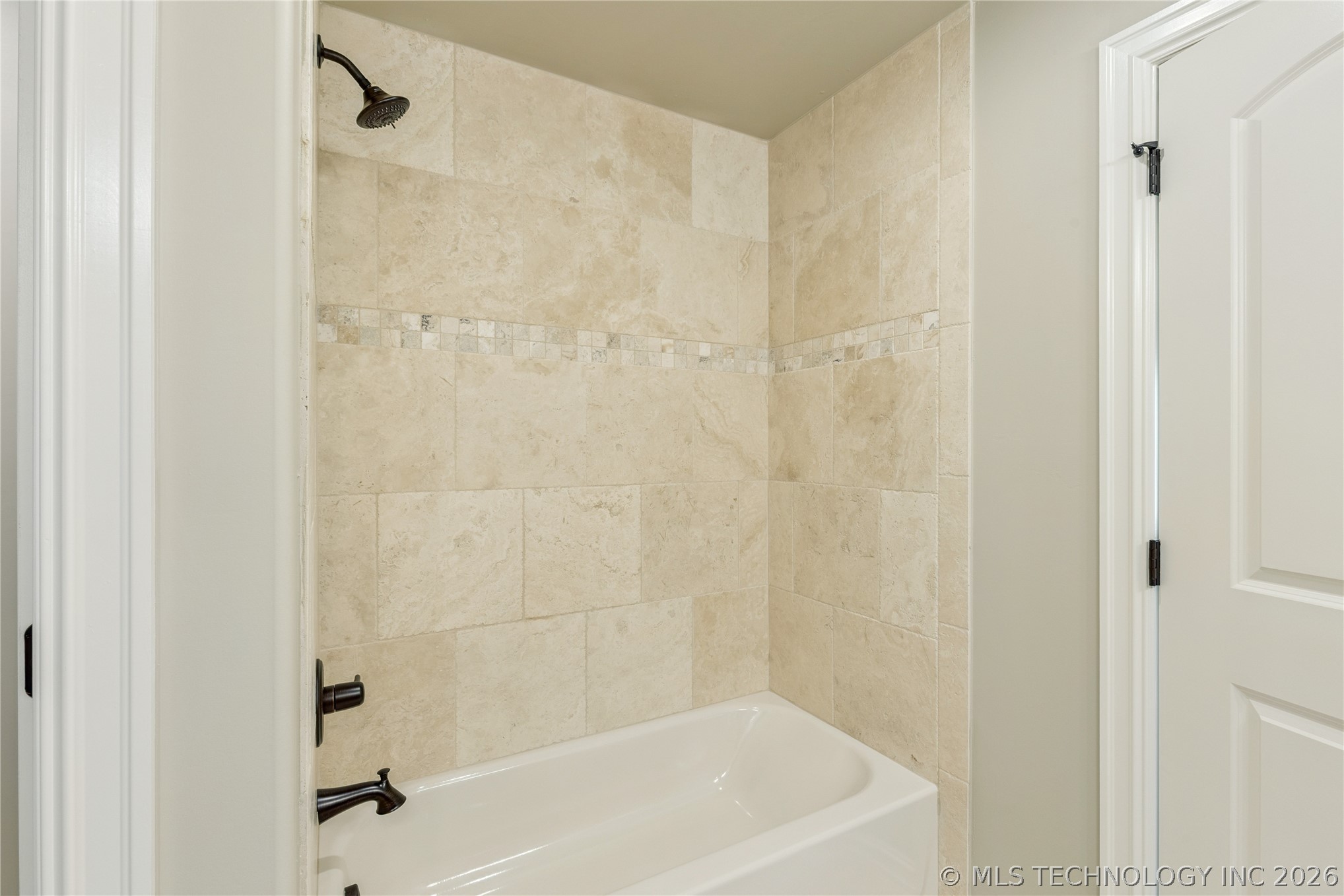 114 W 165th Street S Property Photo 33