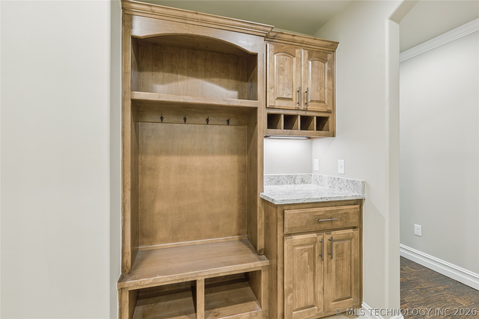 114 W 165th Street S Property Photo 35