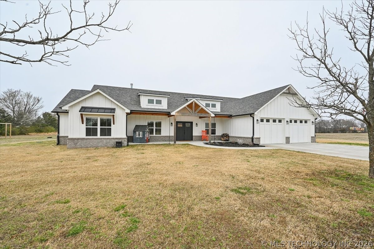 32100 S 4180 Road Property Photo 2