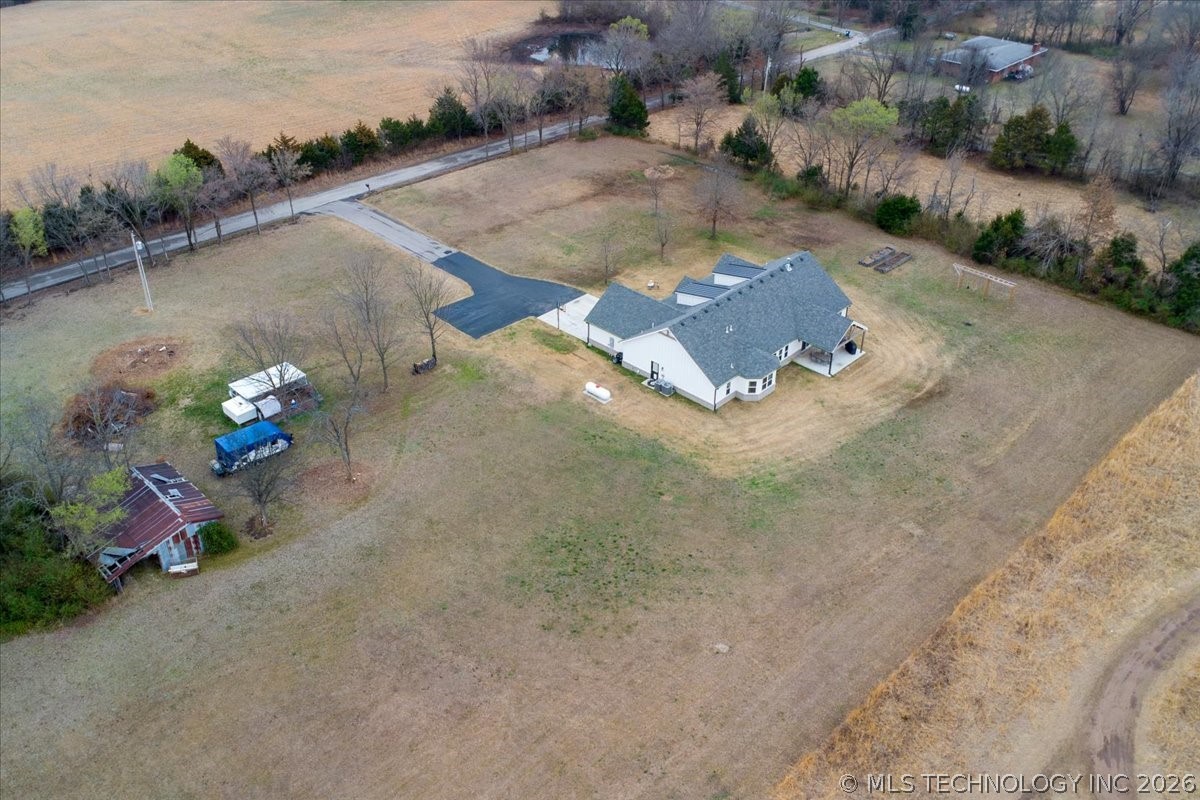 32100 S 4180 Road Property Photo 3