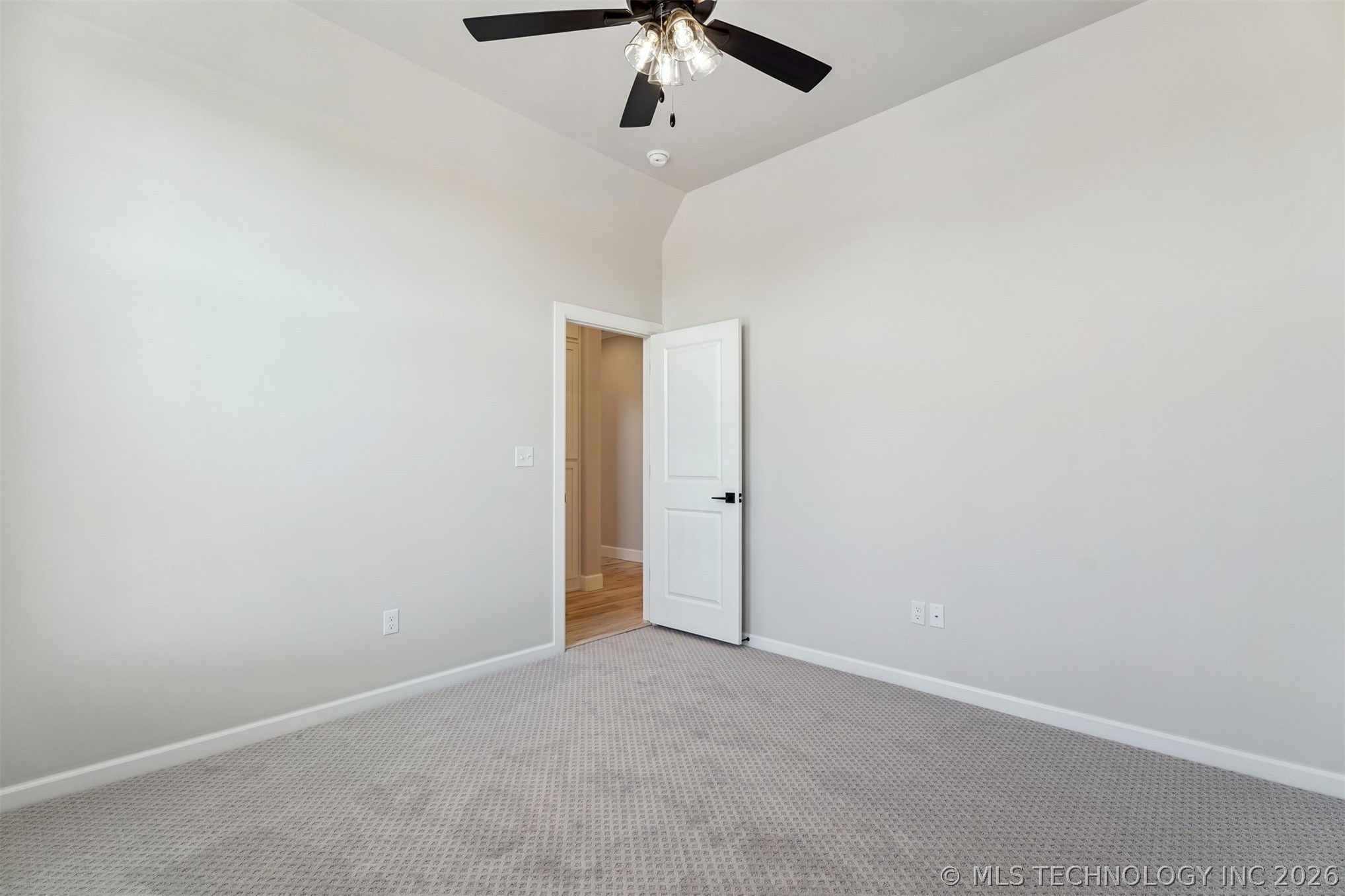 17539 S 52nd East Avenue Property Photo 50