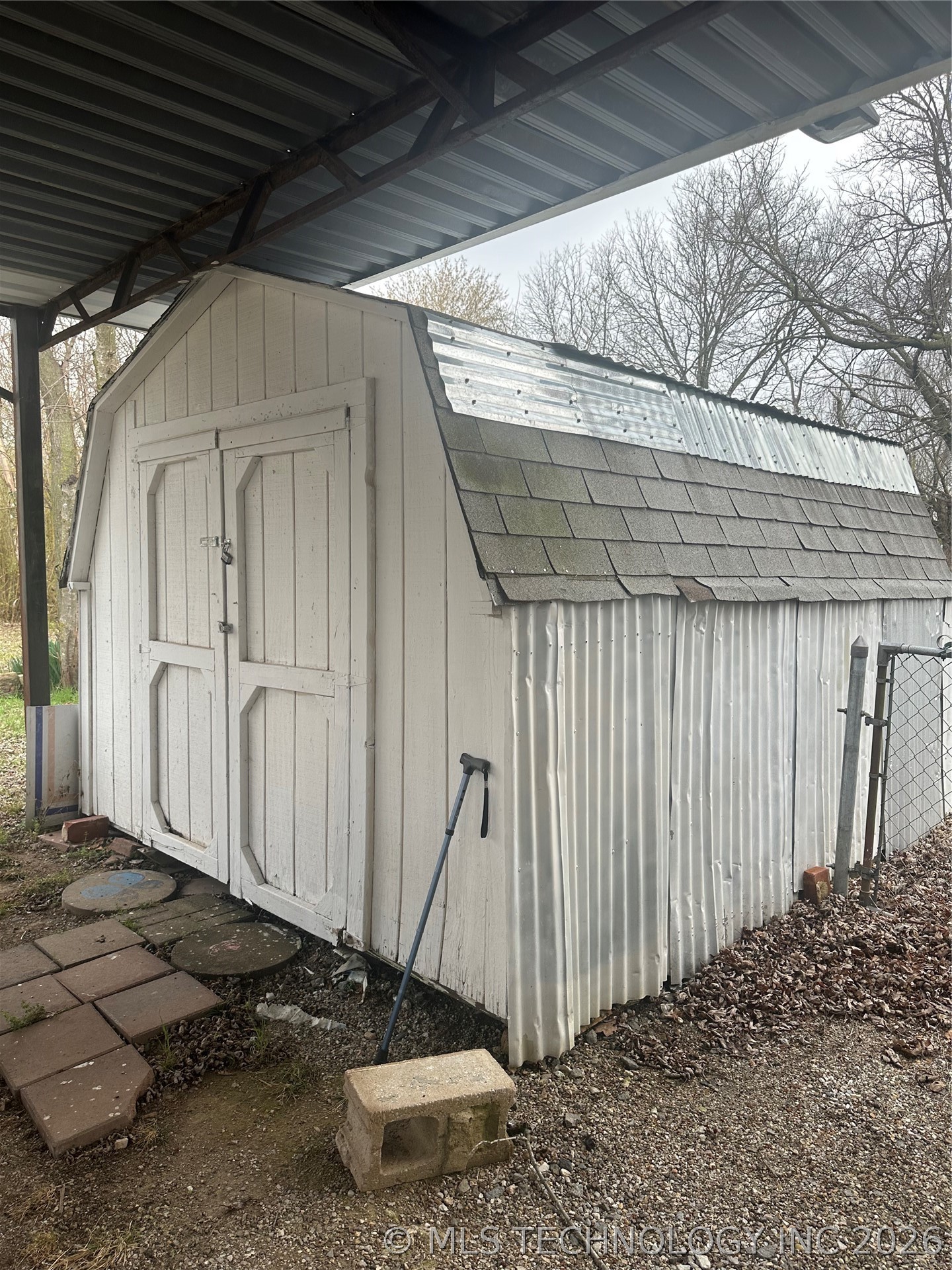201 W Broadway Property Photo 5