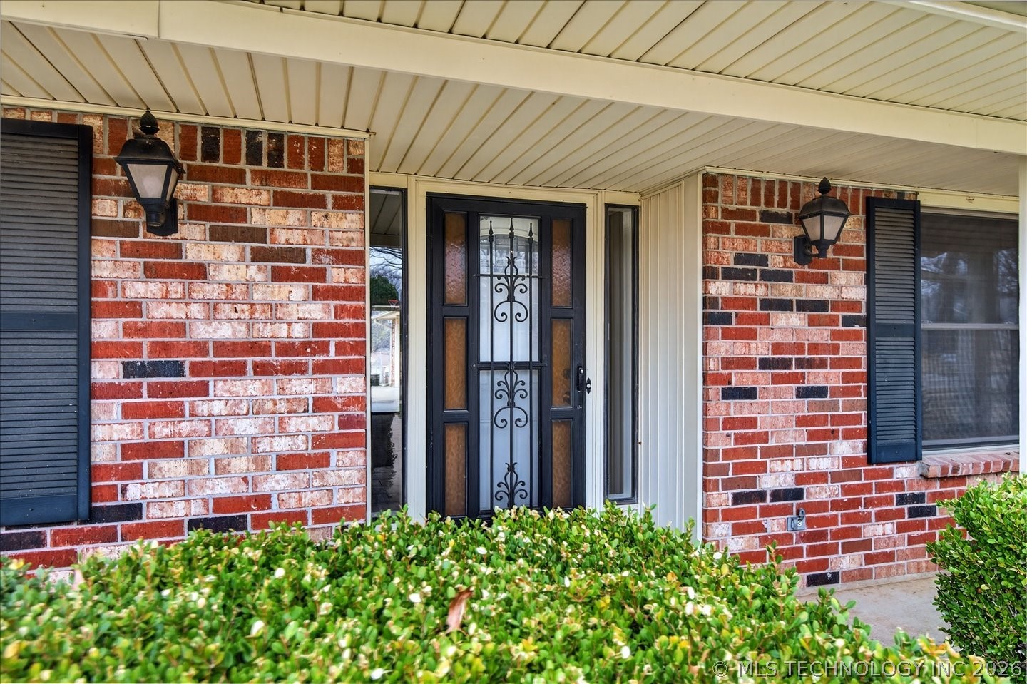 4610 Rolling Meadows Road Property Photo 4