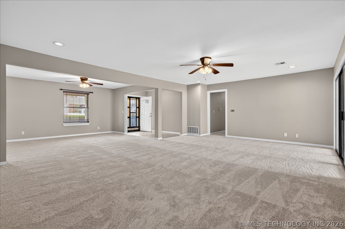 4610 Rolling Meadows Road Property Photo 9