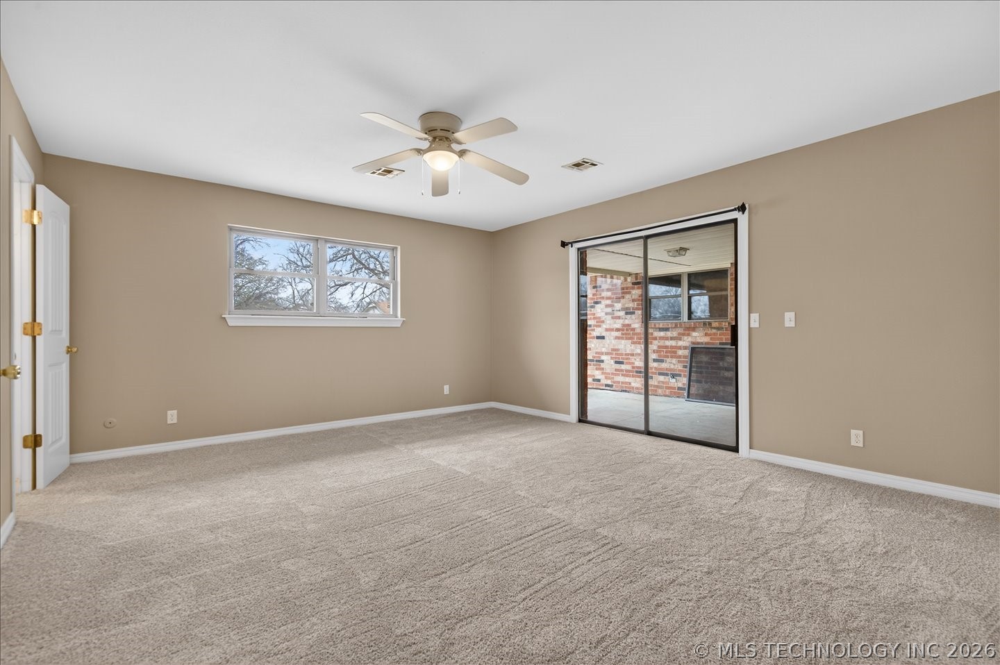 4610 Rolling Meadows Road Property Photo 14