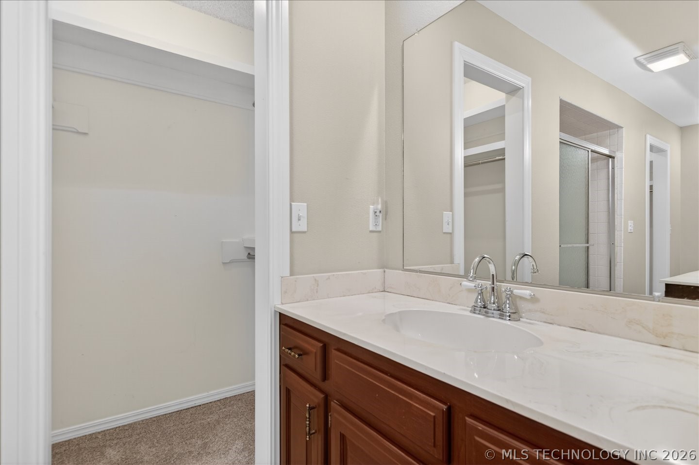 4610 Rolling Meadows Road Property Photo 17