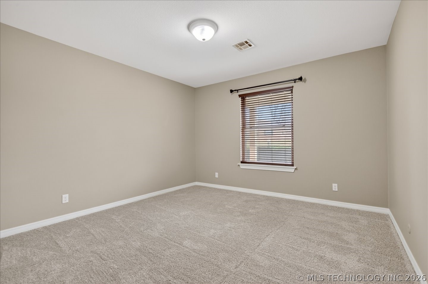 4610 Rolling Meadows Road Property Photo 20