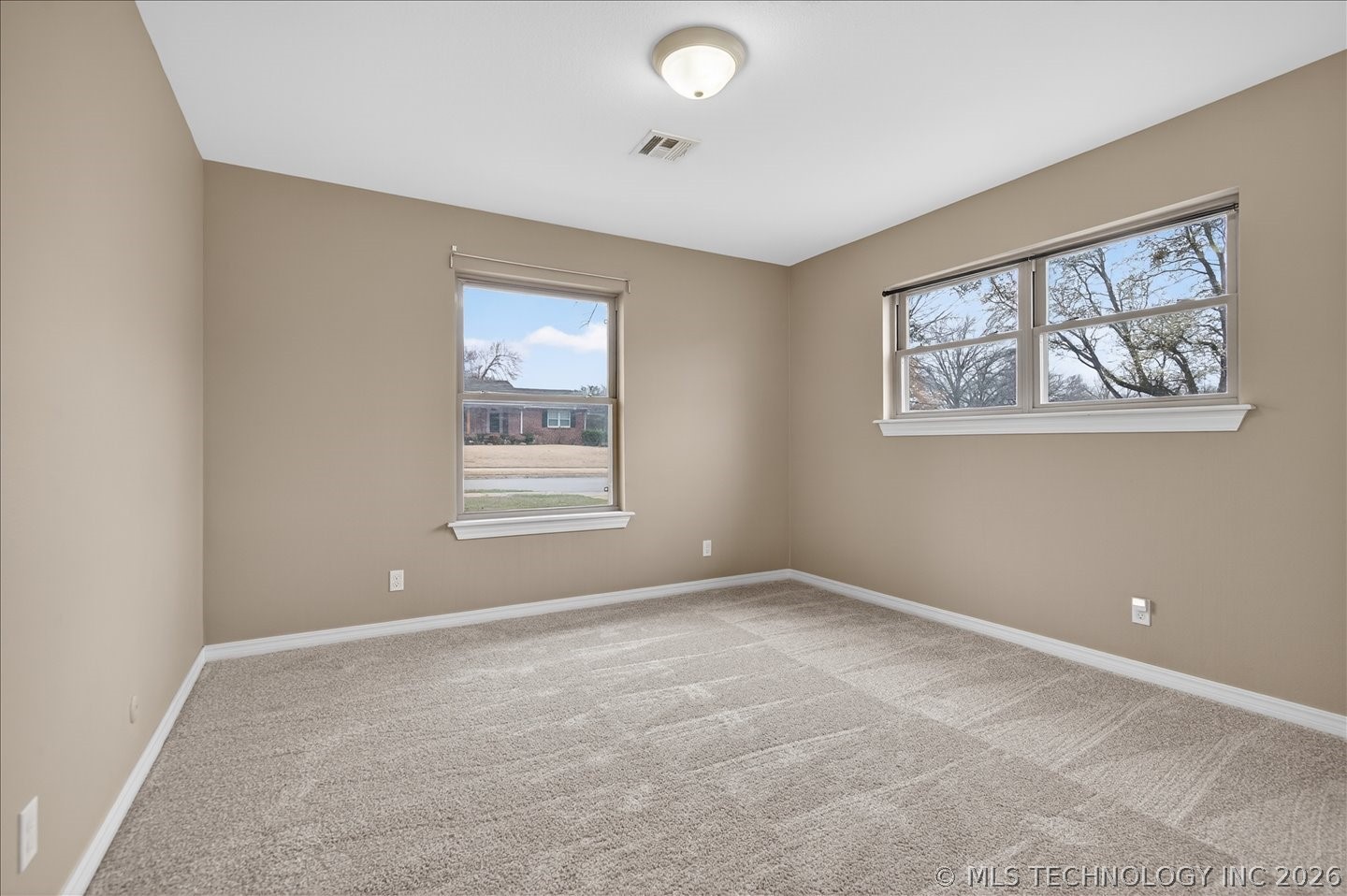 4610 Rolling Meadows Road Property Photo 24