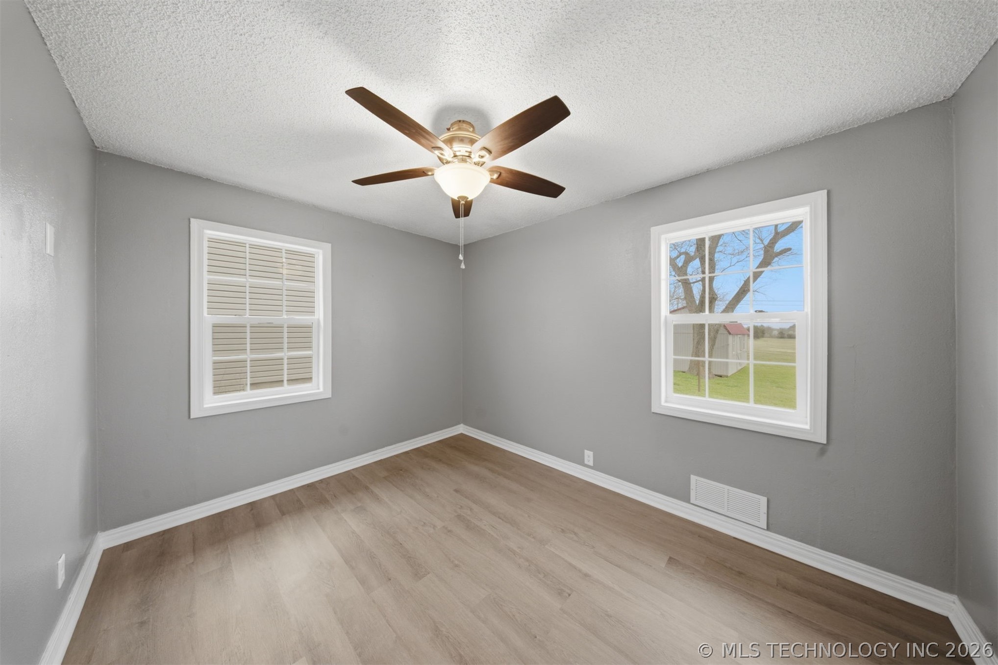 1441 E Cherry Street Property Photo 18