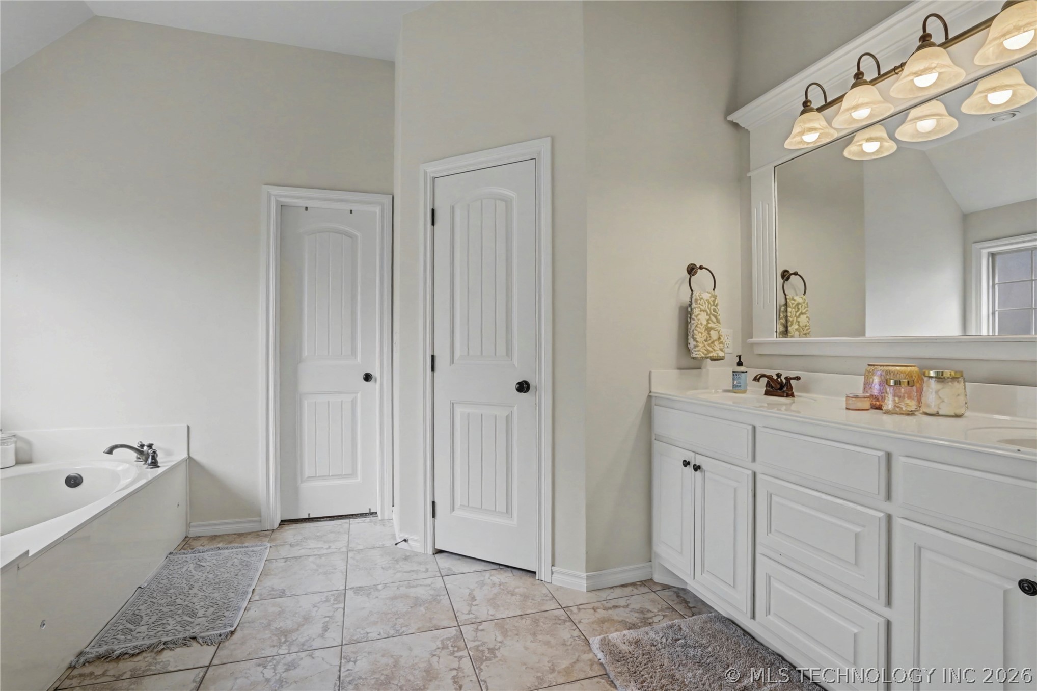 14559 S Justin Avenue Property Photo 16