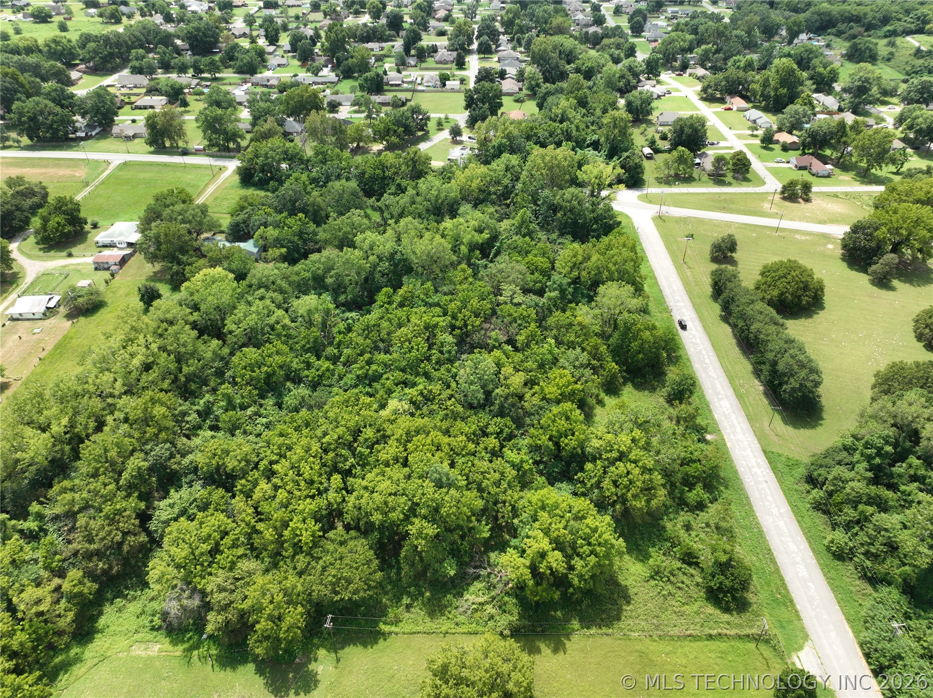 1009 S 220 West Avenue Property Photo 15
