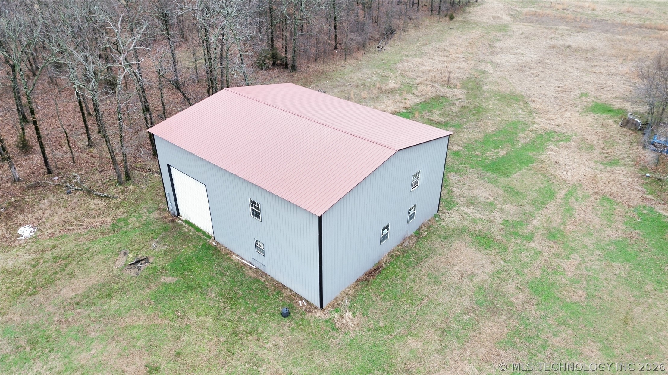 8604 S County Road 4468 Property Photo 1