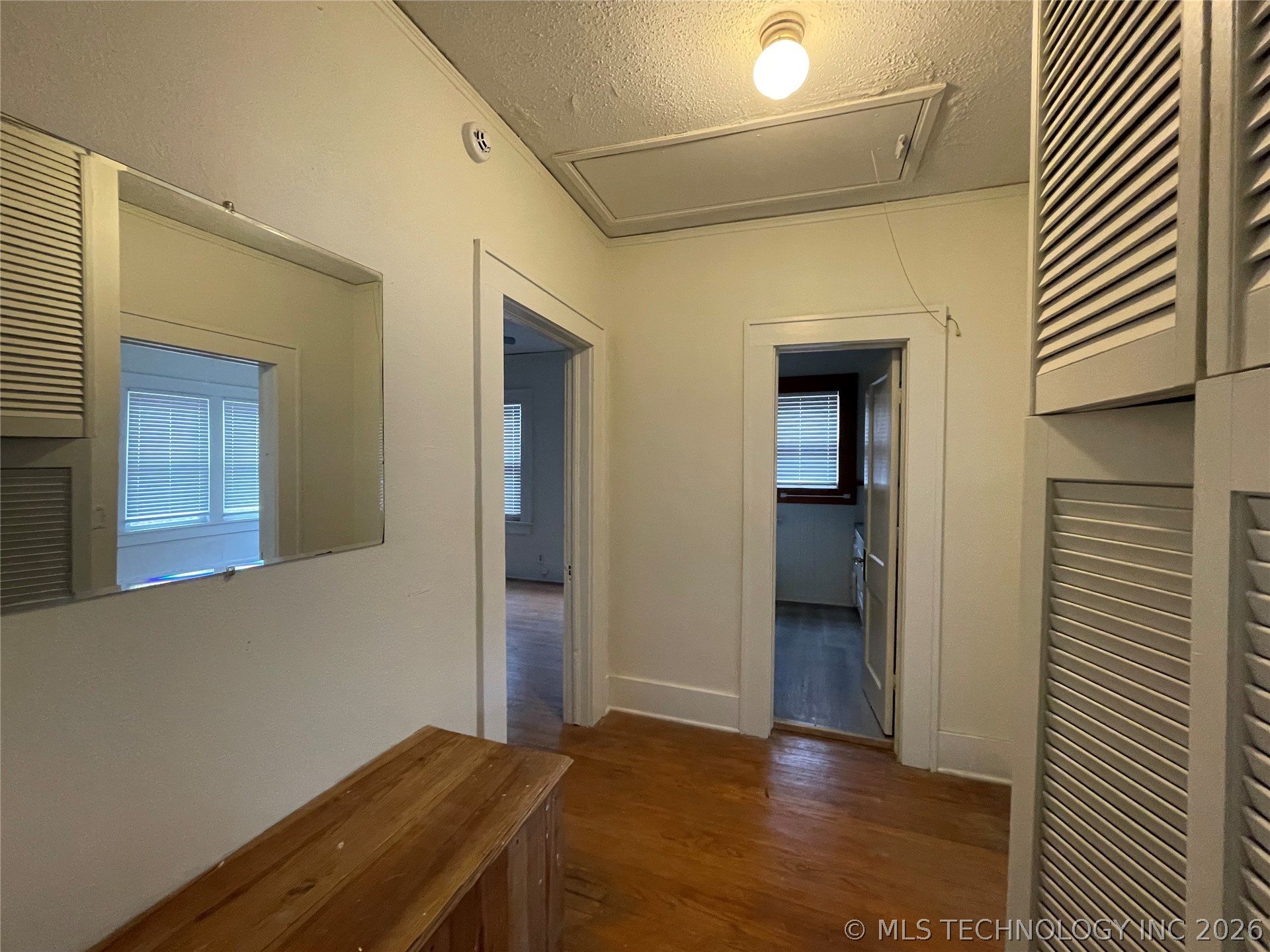 540 S Yorktown Avenue Property Photo 5