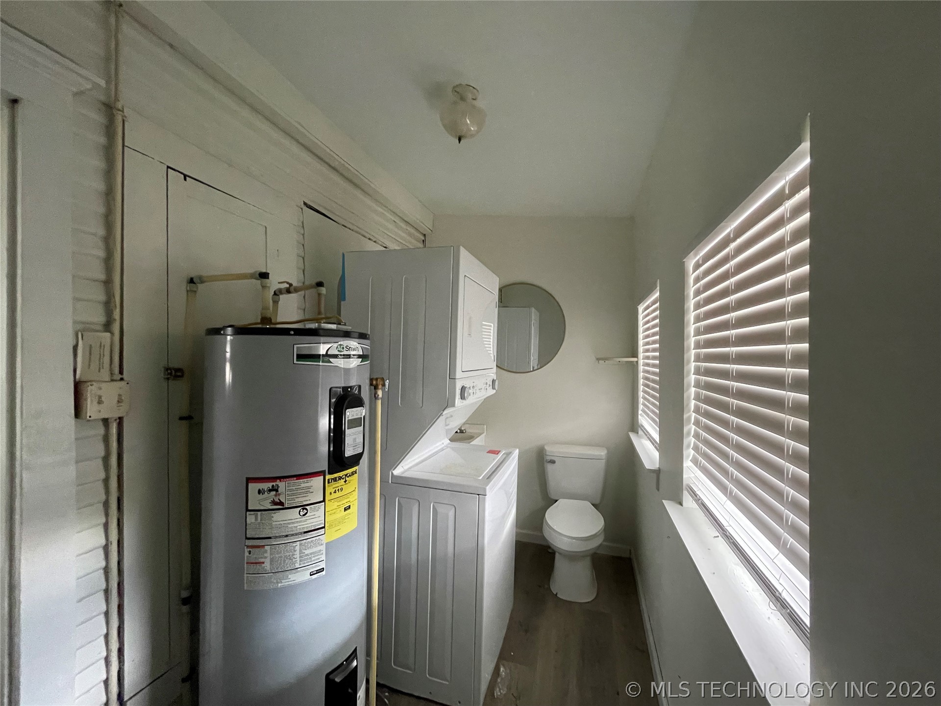 540 S Yorktown Avenue Property Photo 14