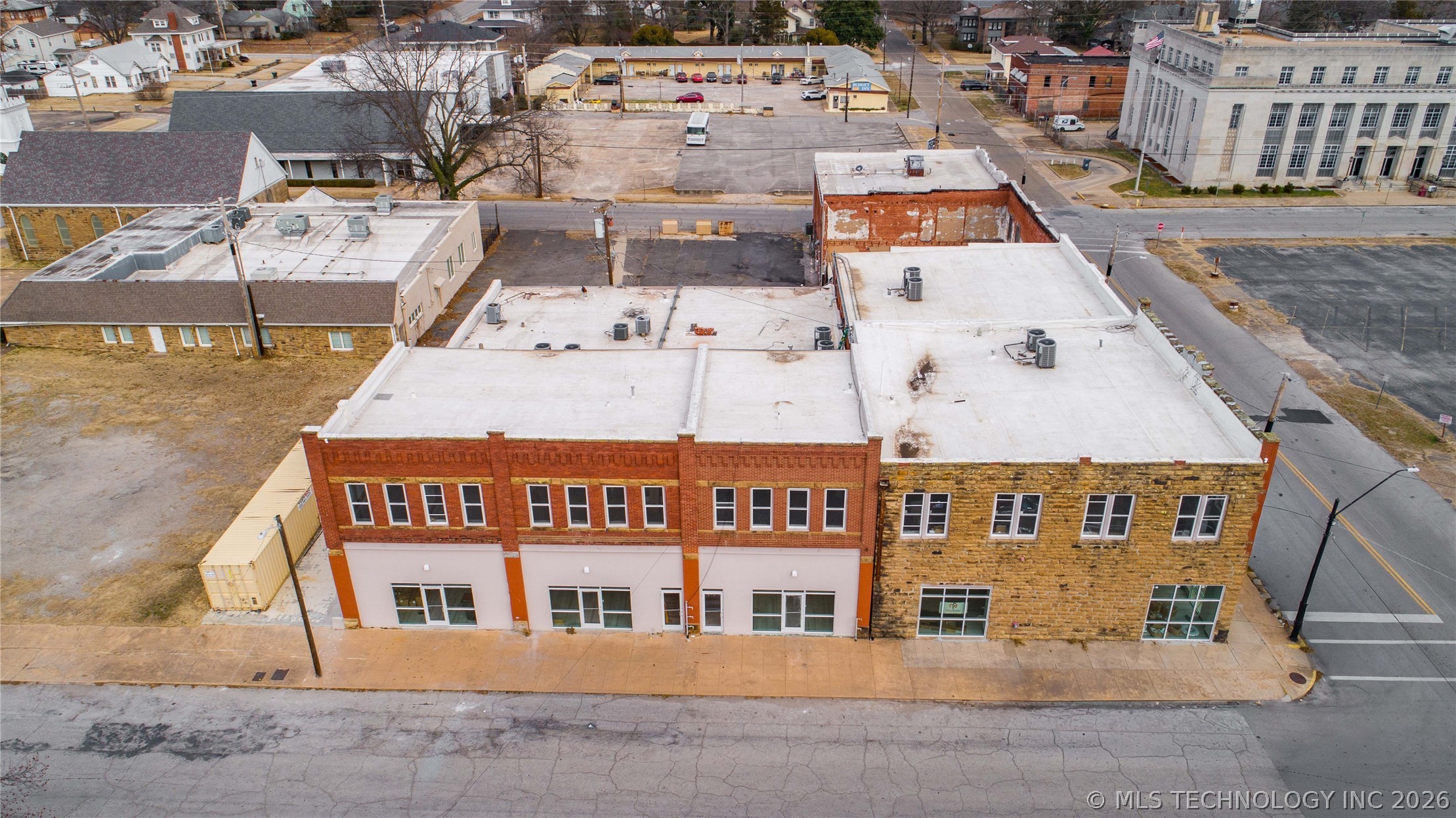 205 W 5th Street Property Photo 1