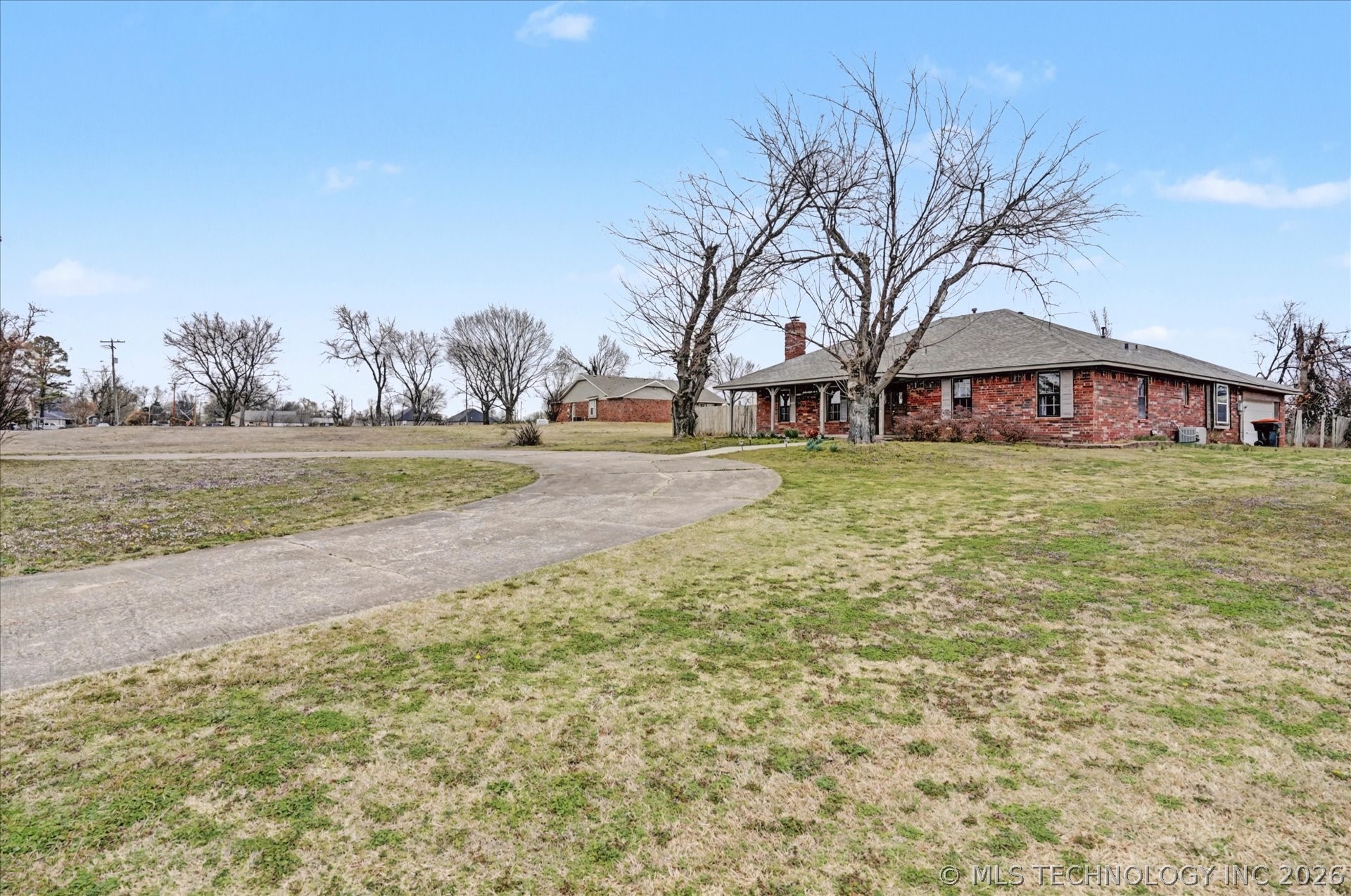 704 N Sioux Avenue Property Photo 2