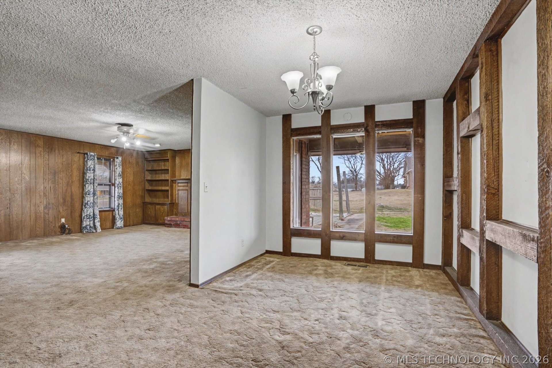 704 N Sioux Avenue Property Photo 8