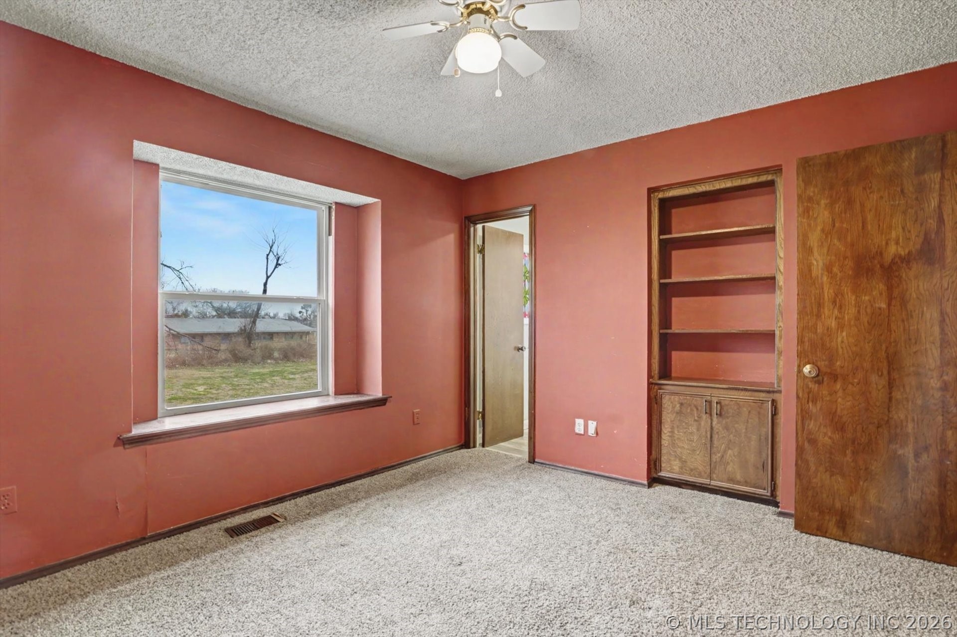 704 N Sioux Avenue Property Photo 19