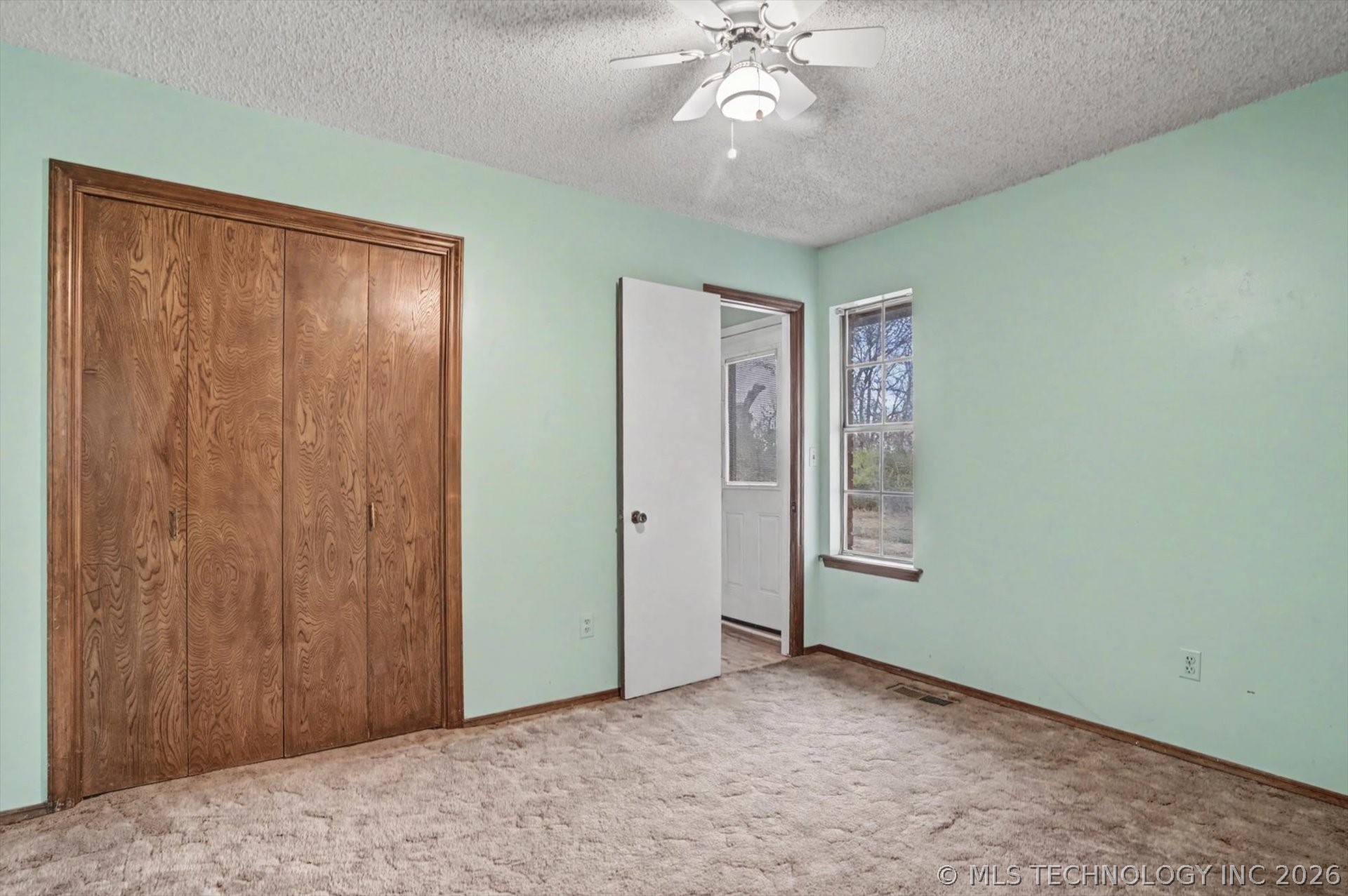 704 N Sioux Avenue Property Photo 21