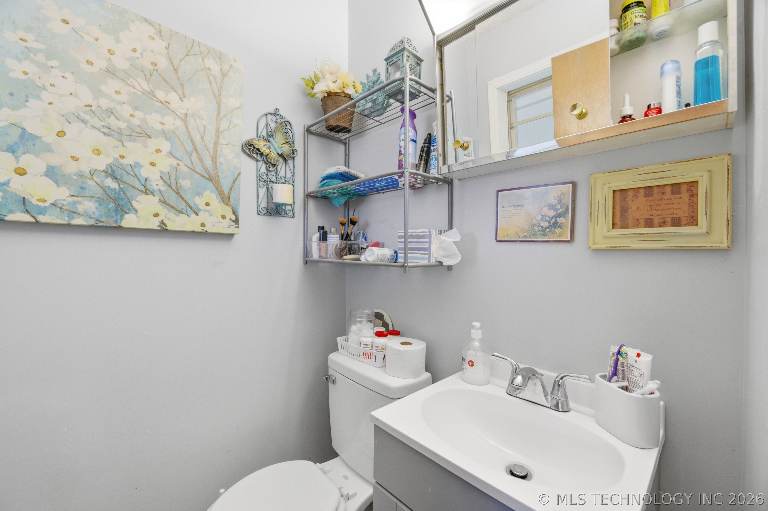 300 W Weldon Avenue Property Photo 19