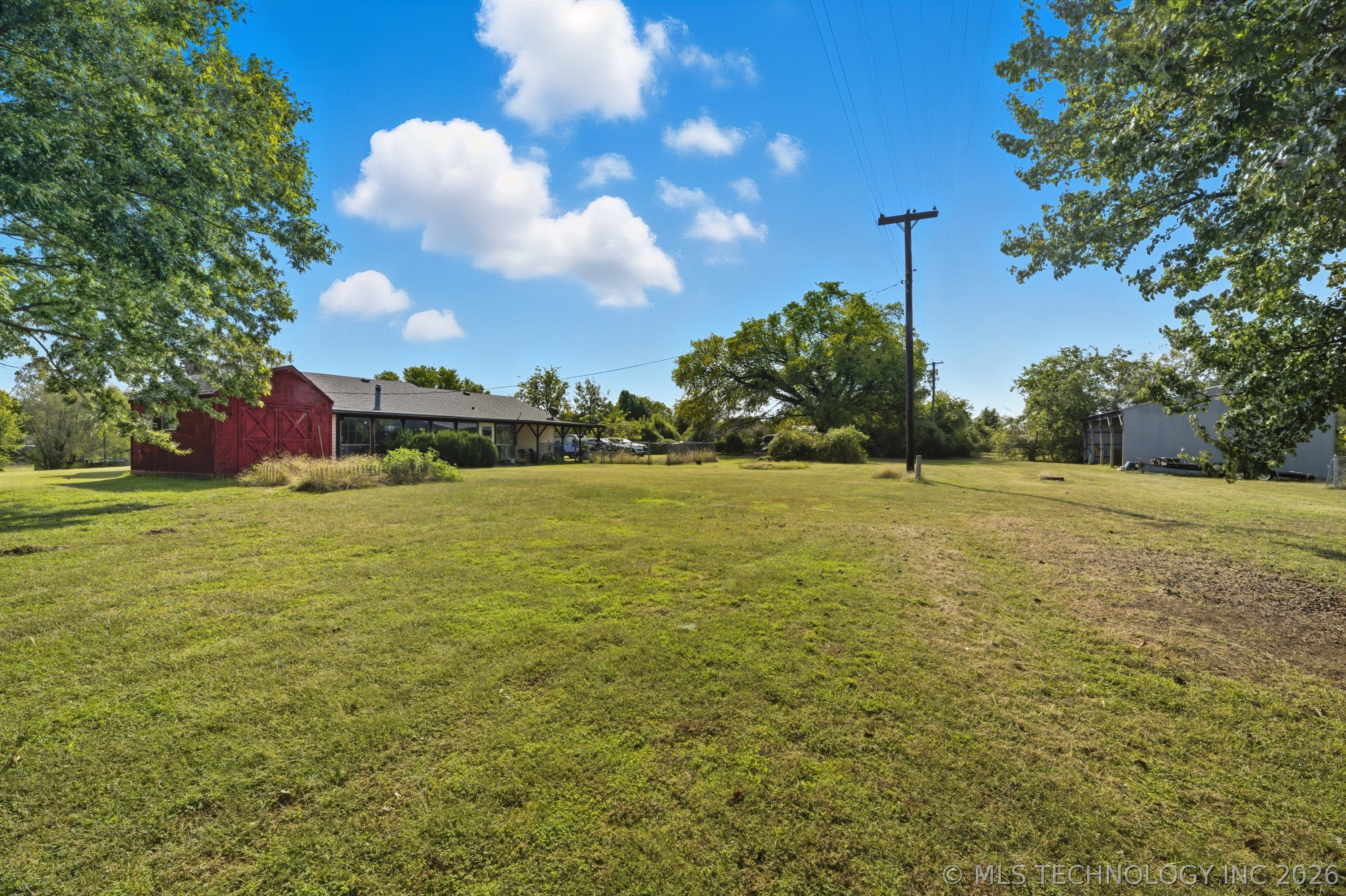 300 W Weldon Avenue Property Photo 29