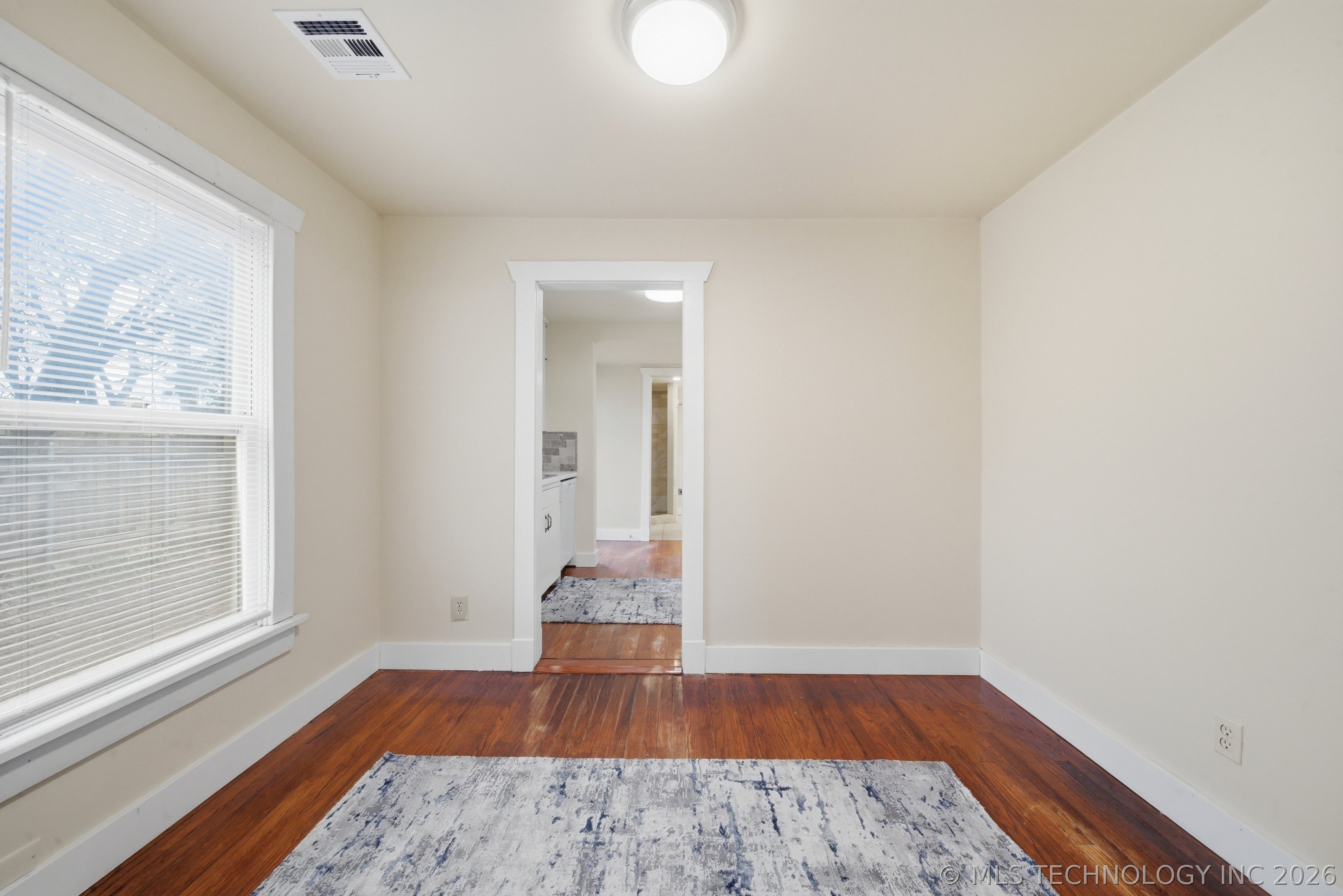 1313 E 66th Place Property Photo 11