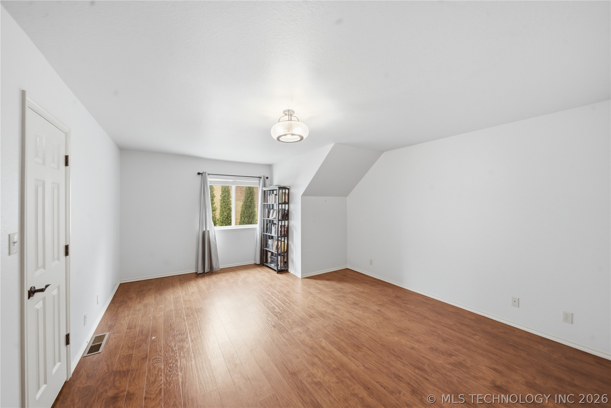 12316 S 16th Street Property Photo 24