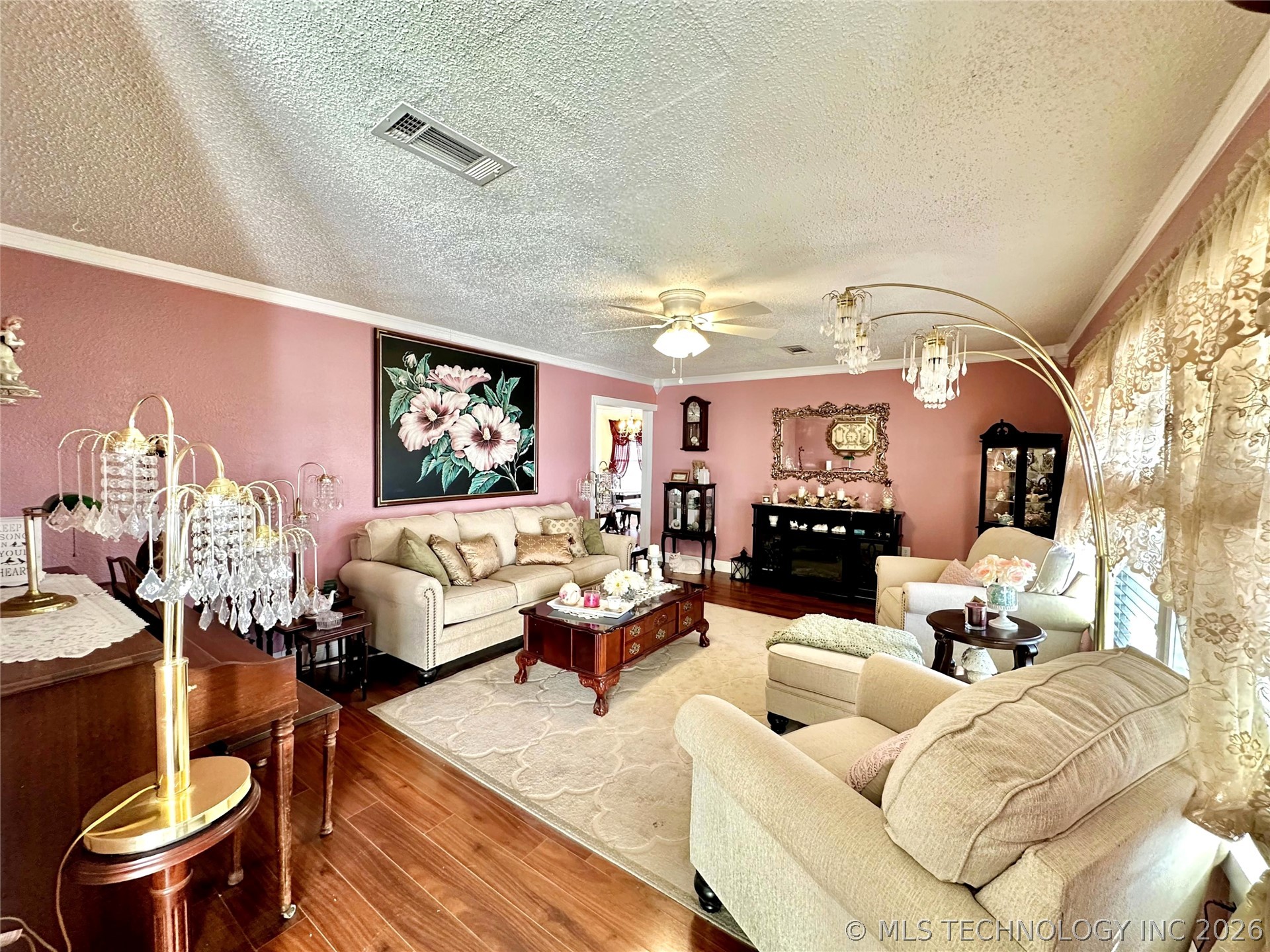 3530 W 73rd Street S Property Photo 5