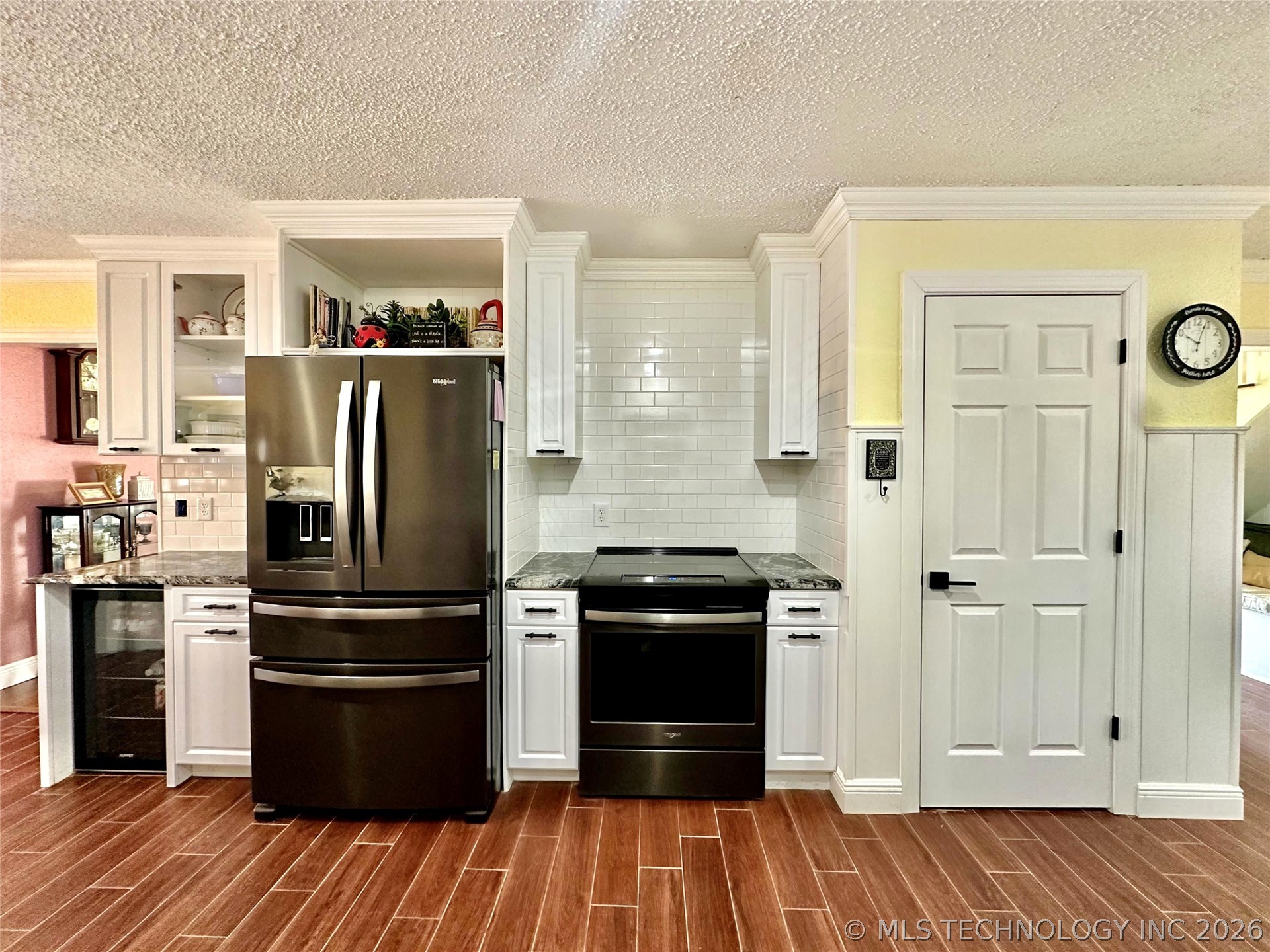 3530 W 73rd Street S Property Photo 6