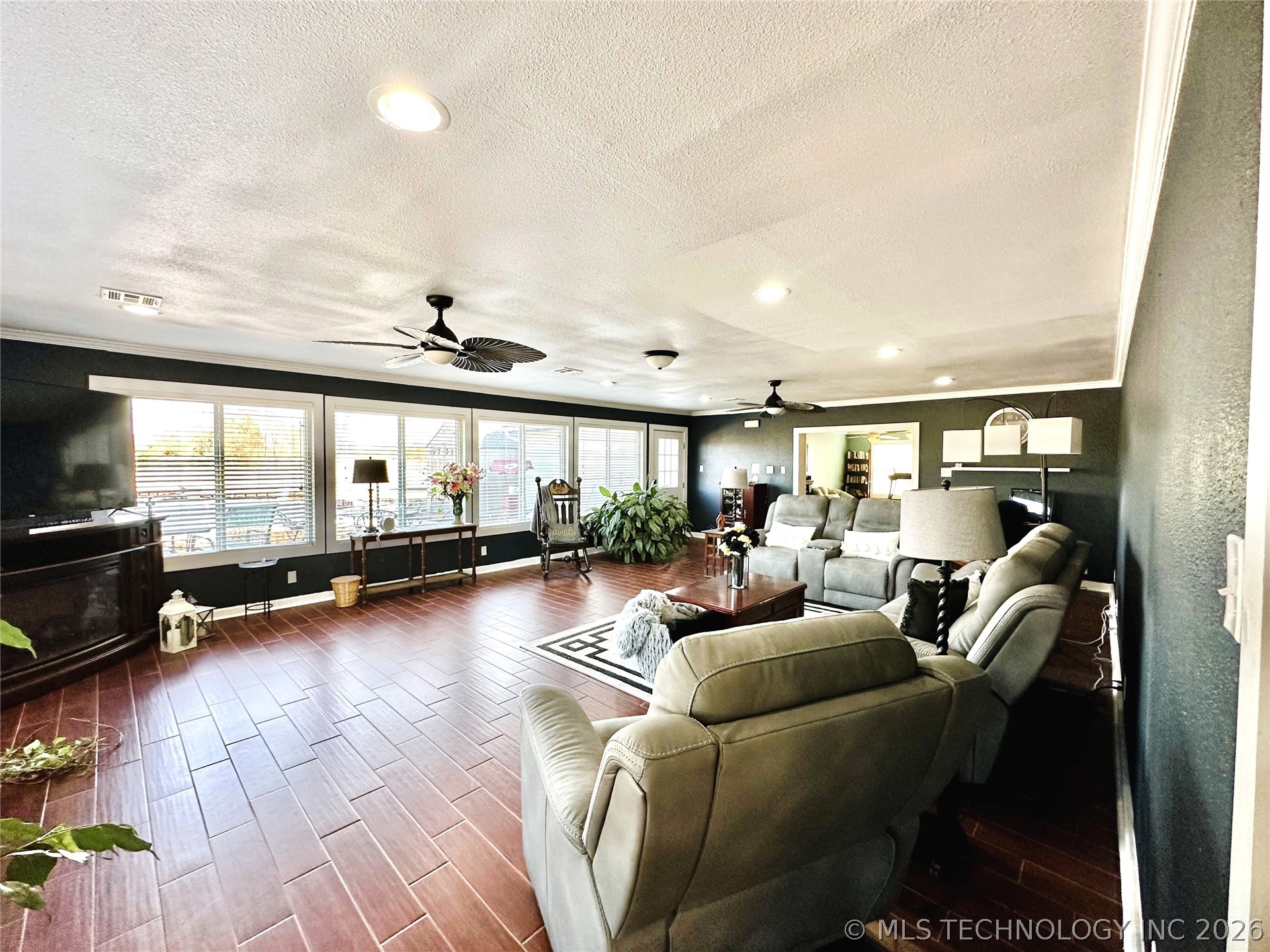 3530 W 73rd Street S Property Photo 28