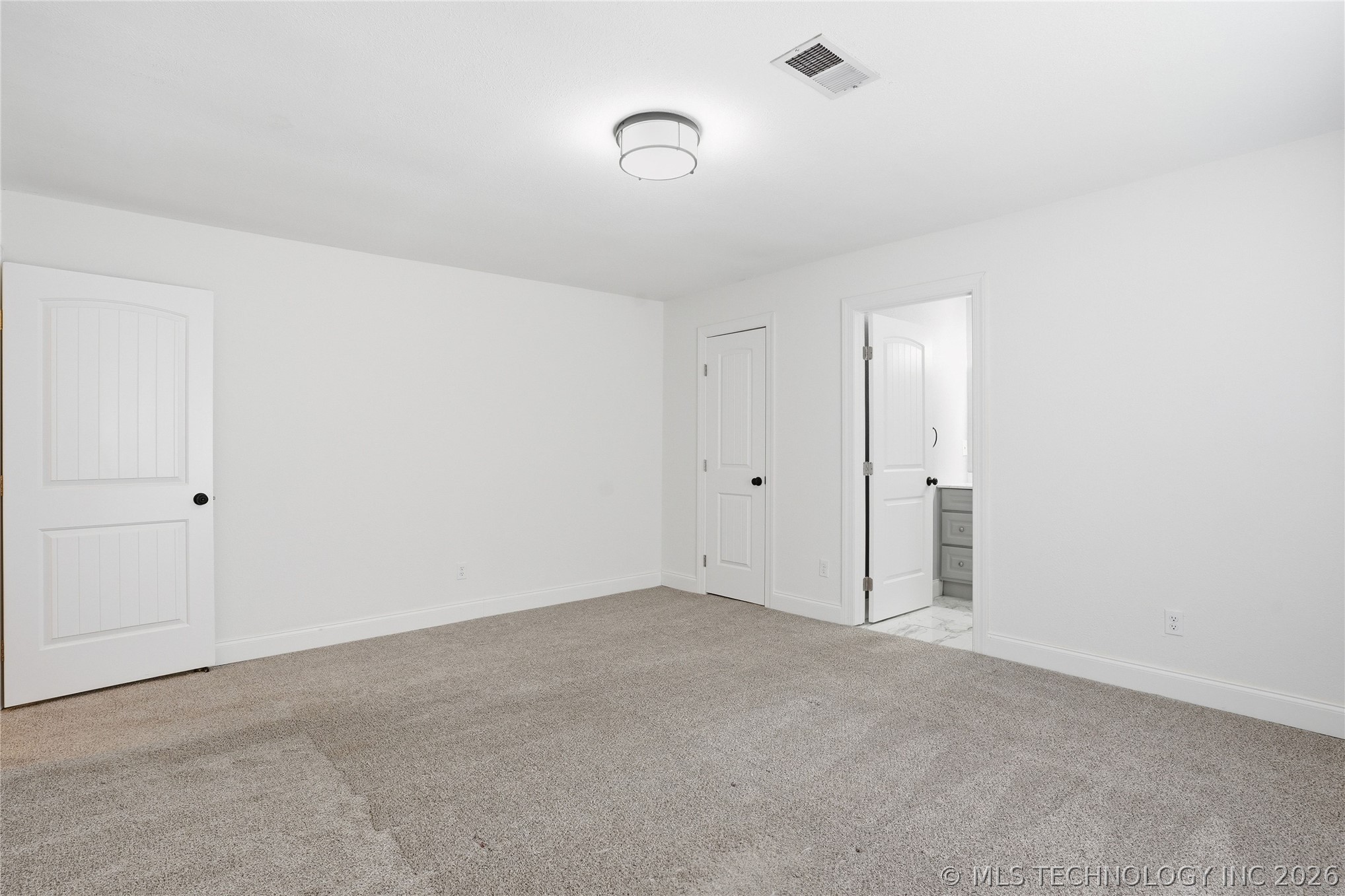 7805 S 70th East Avenue Property Photo 28