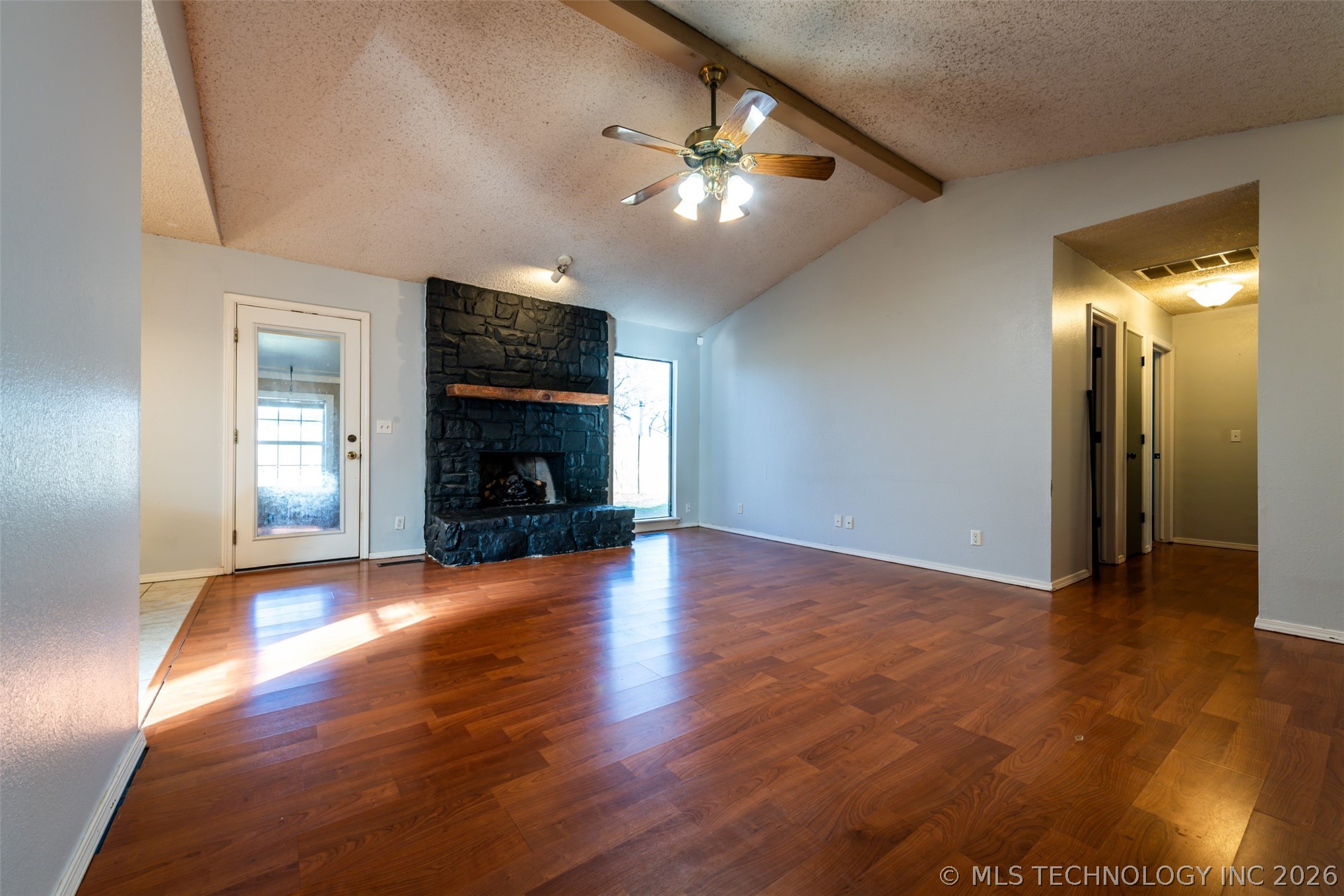 9364 S 89th East Avenue Property Photo 3