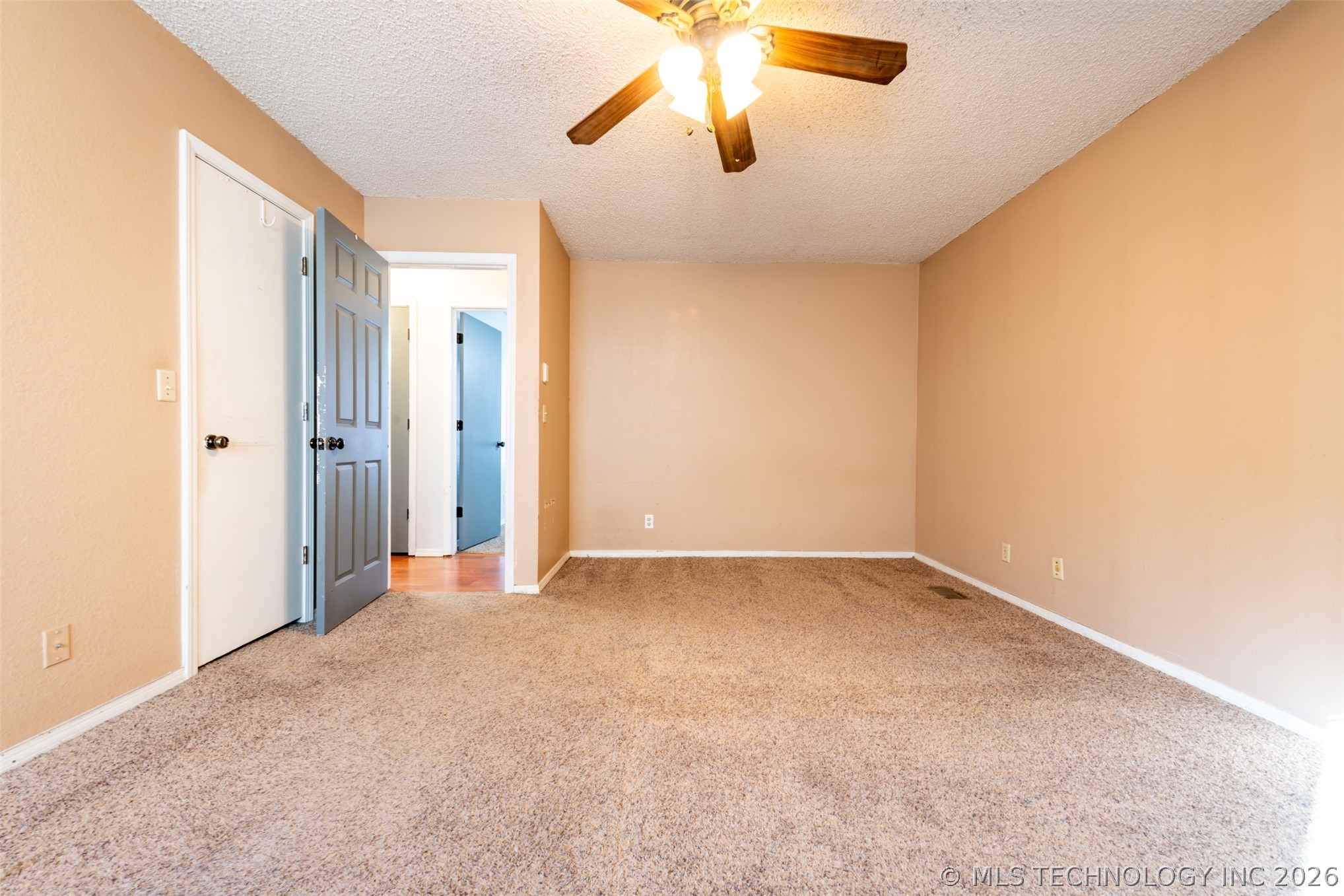9364 S 89th East Avenue Property Photo 14