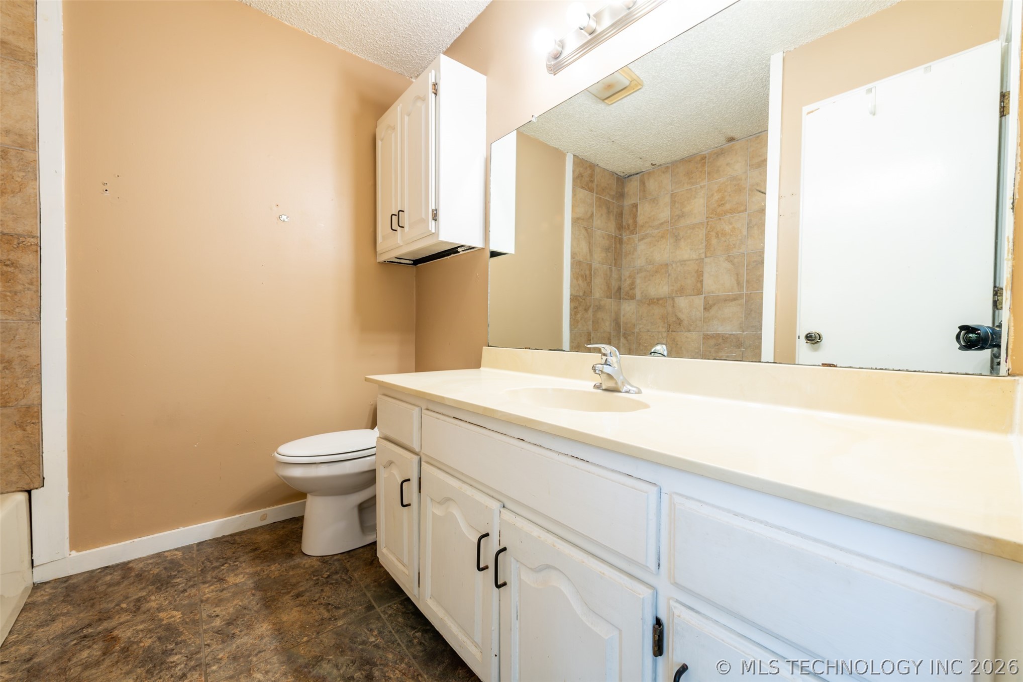 9364 S 89th East Avenue Property Photo 20