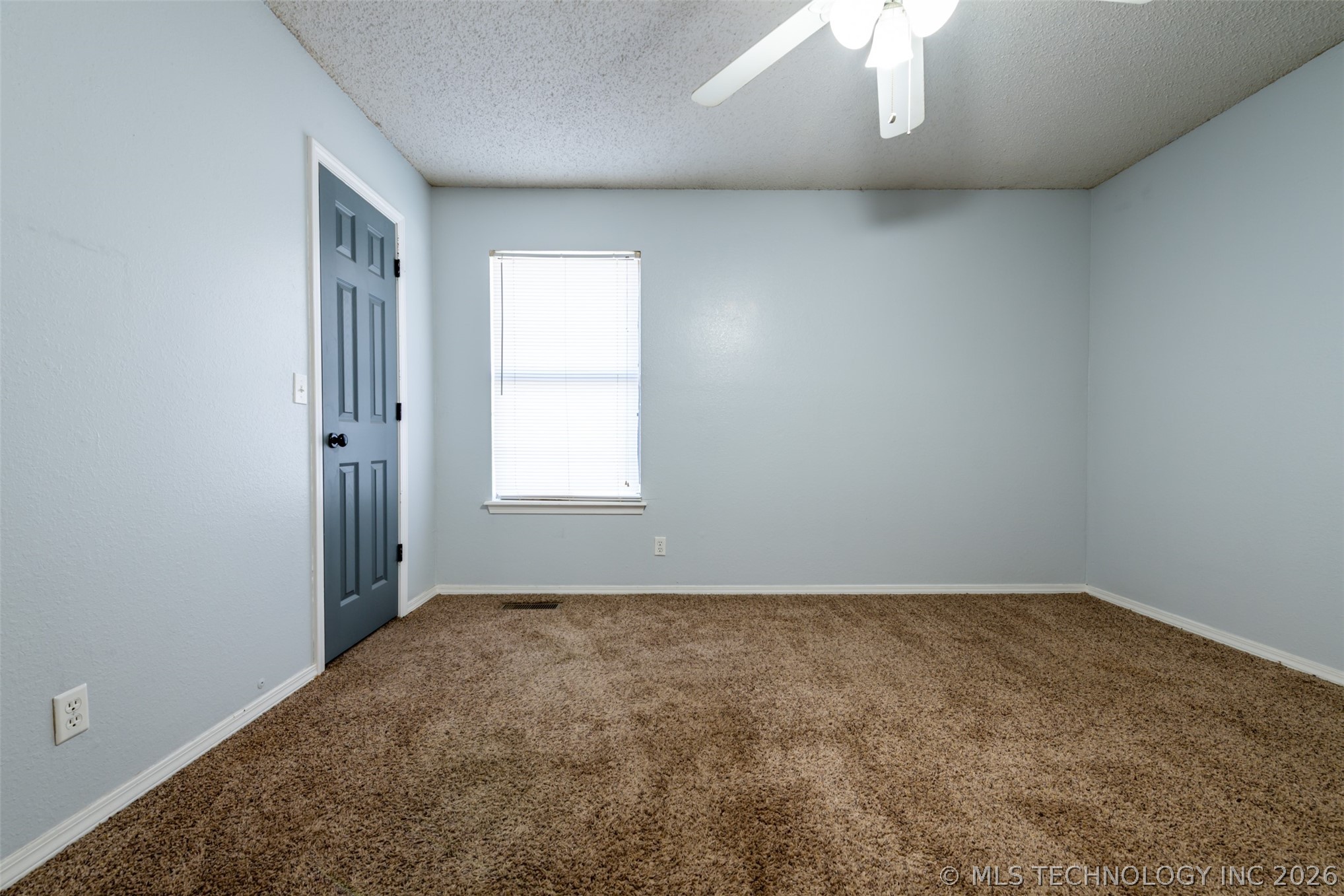 9364 S 89th East Avenue Property Photo 24