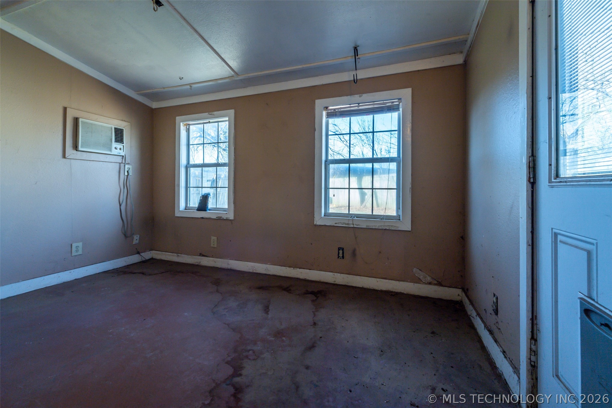 9364 S 89th East Avenue Property Photo 27