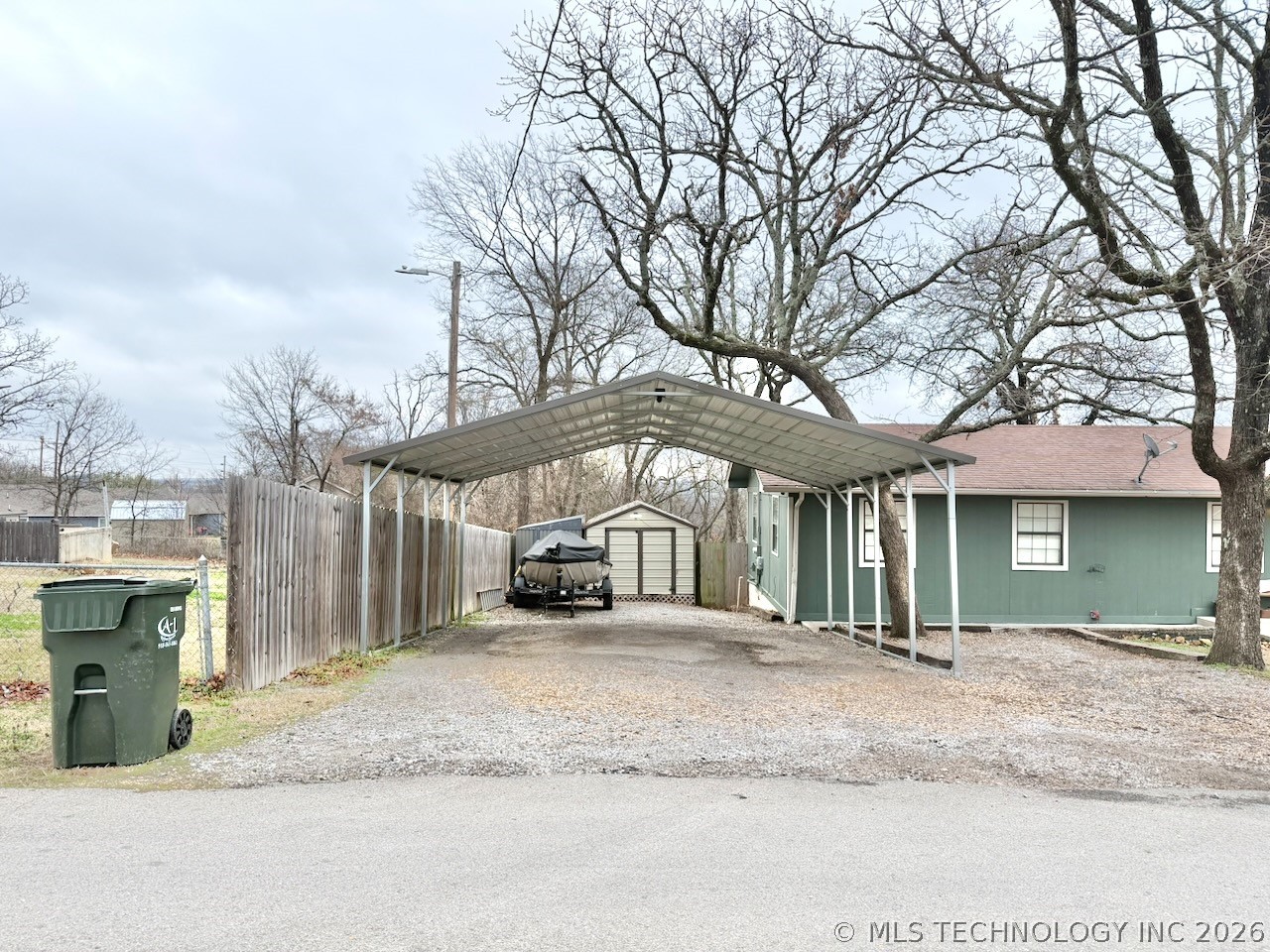 9 S Lake View Property Photo 3