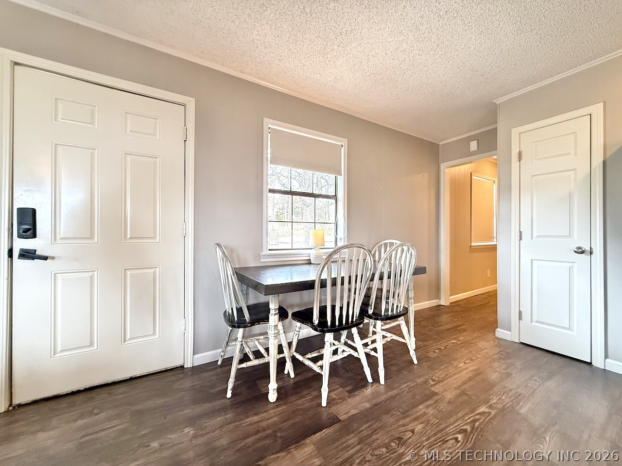 9 S Lake View Property Photo 11