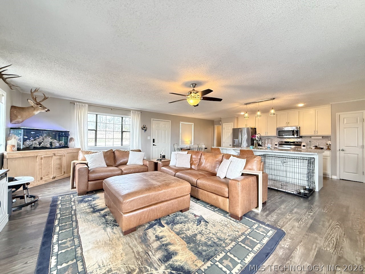 9 S Lake View Property Photo 14