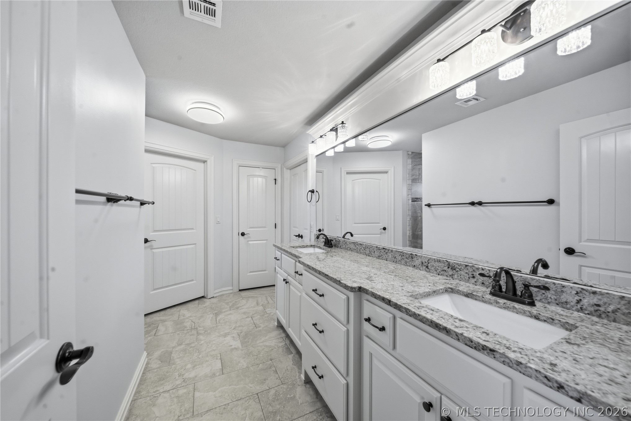 6502 N Oakwood Circle Property Photo 25