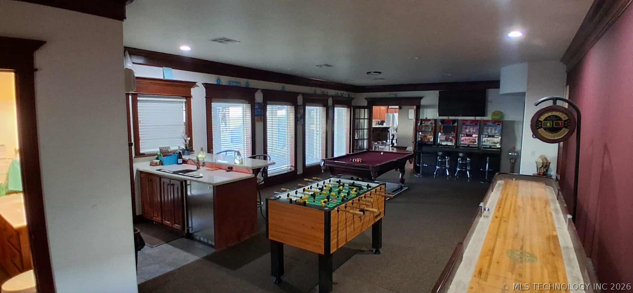 1241 Circle Drive Drive Property Photo 3