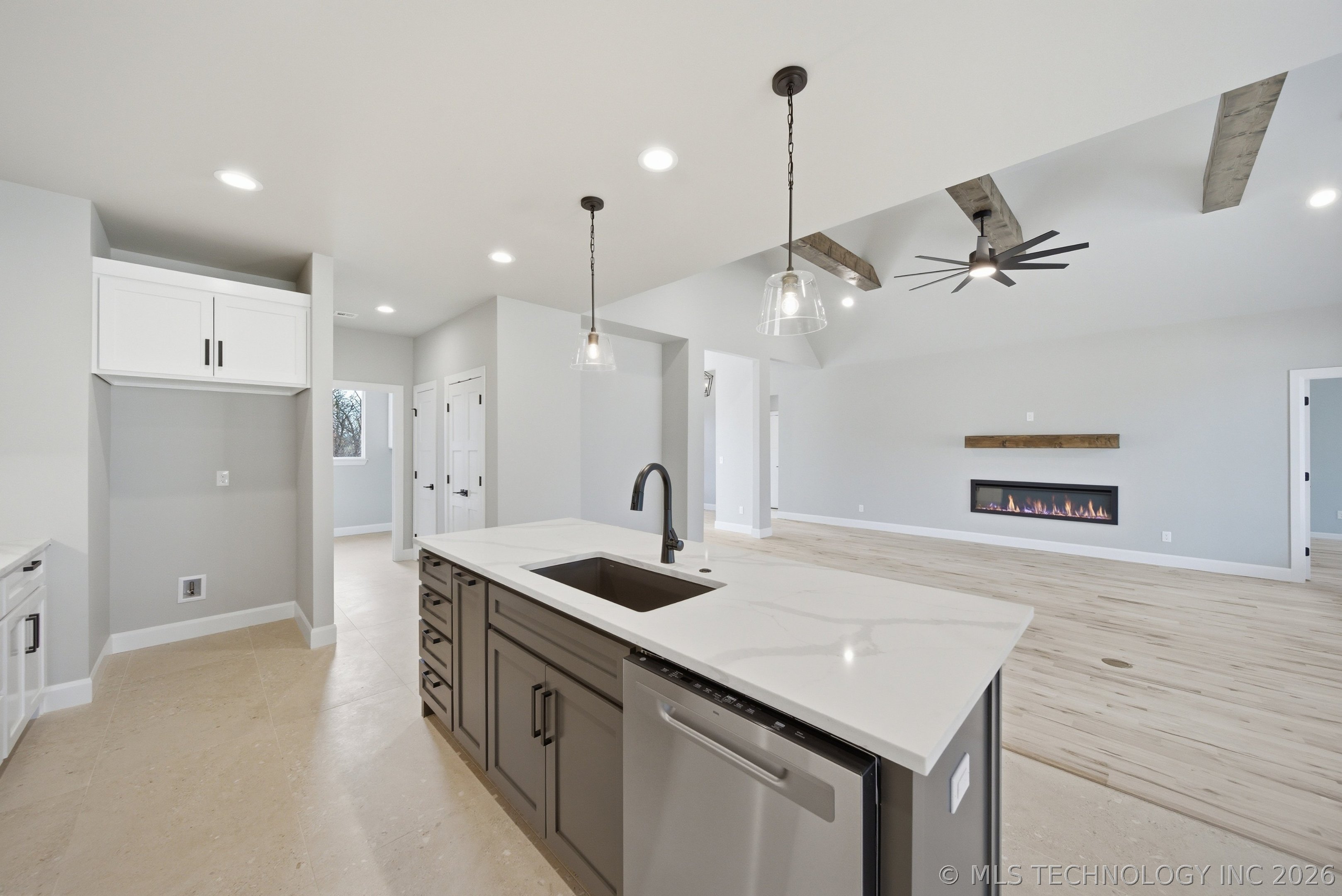 11544 S 261st East Avenue Property Photo 15