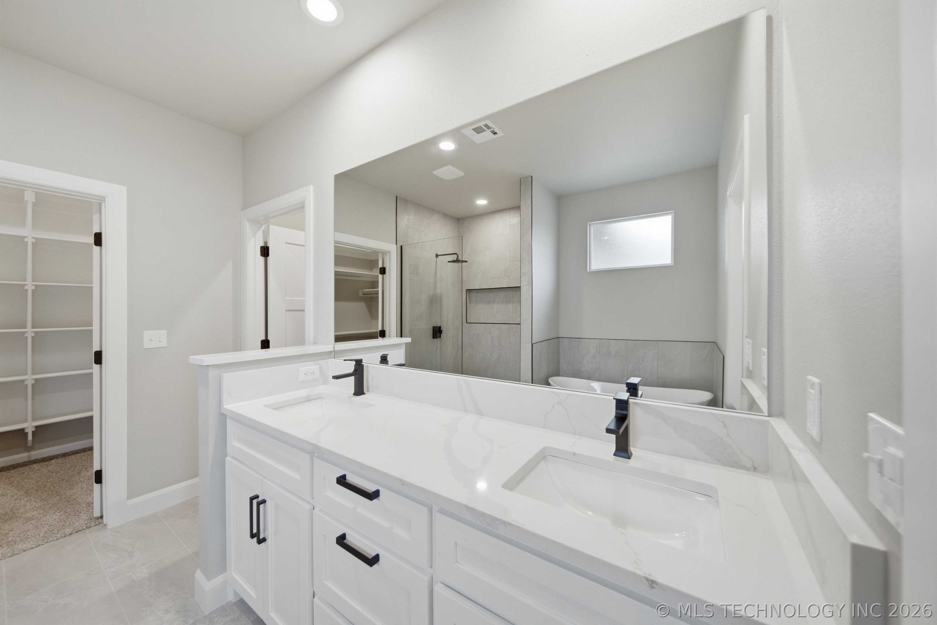 11544 S 261st East Avenue Property Photo 25