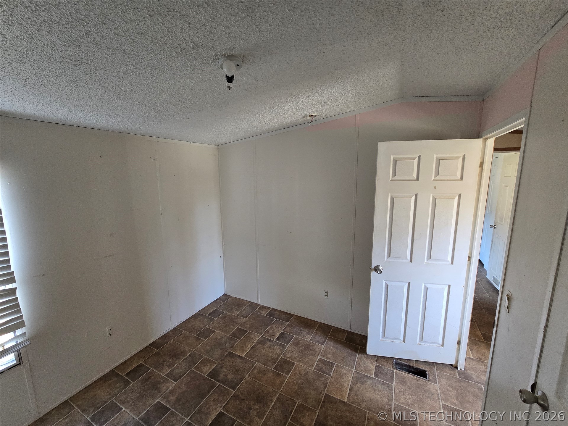 148 S Kennedy Street Property Photo 16