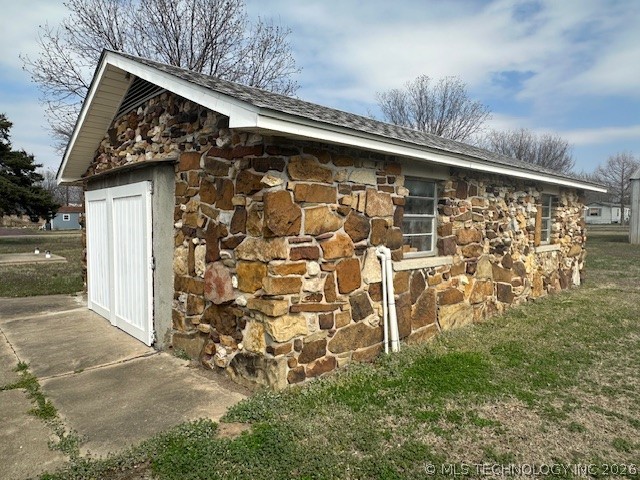 242 E Williams Street Property Photo 12
