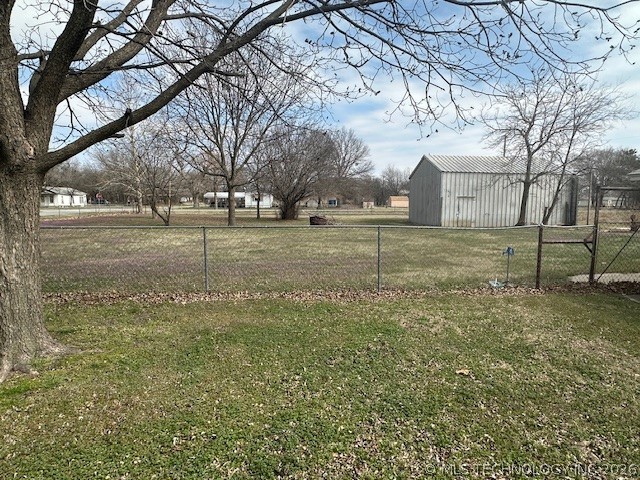 242 E Williams Street Property Photo 22